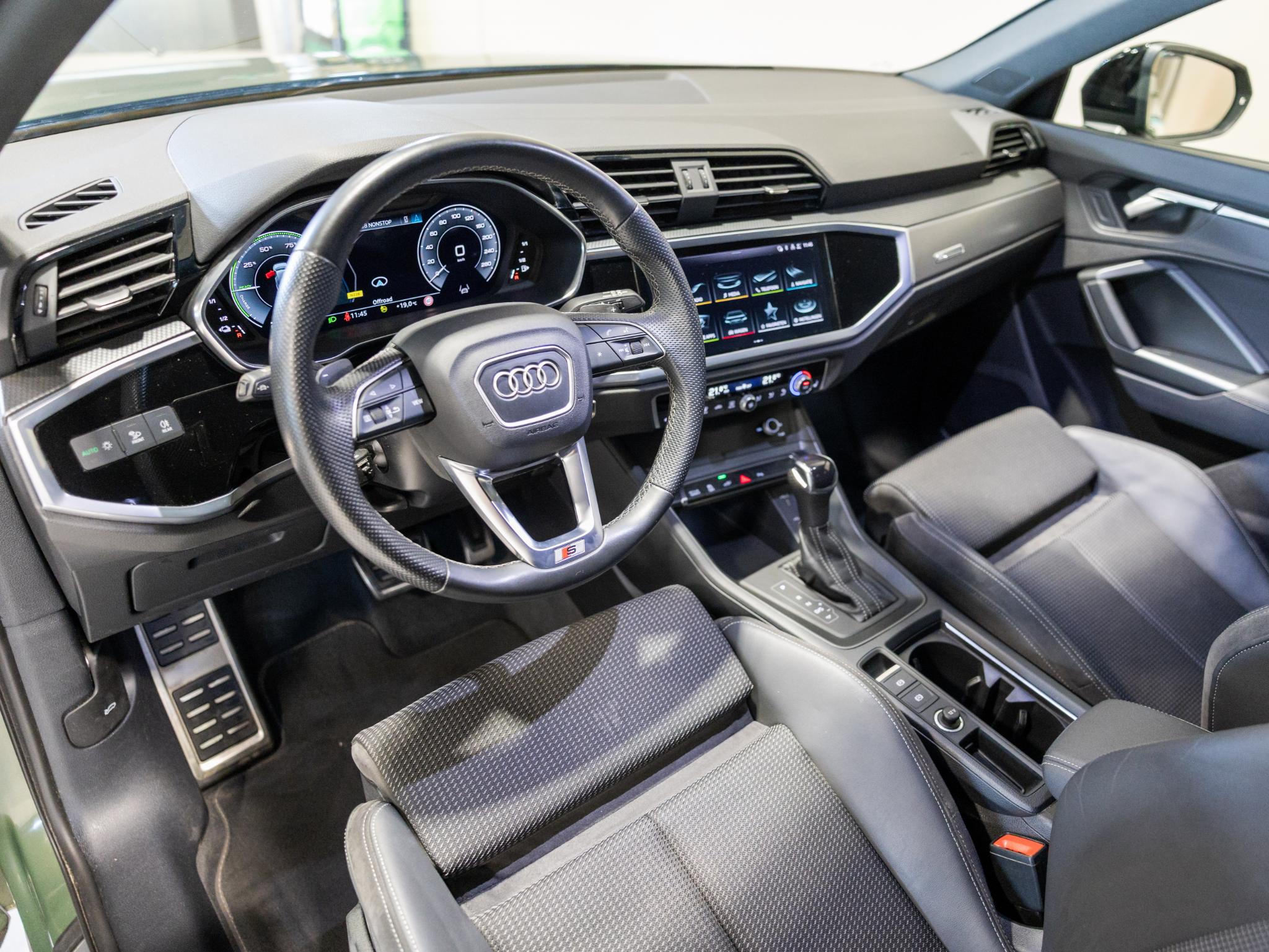 Foto van Audi Q3 Sportback E-tron