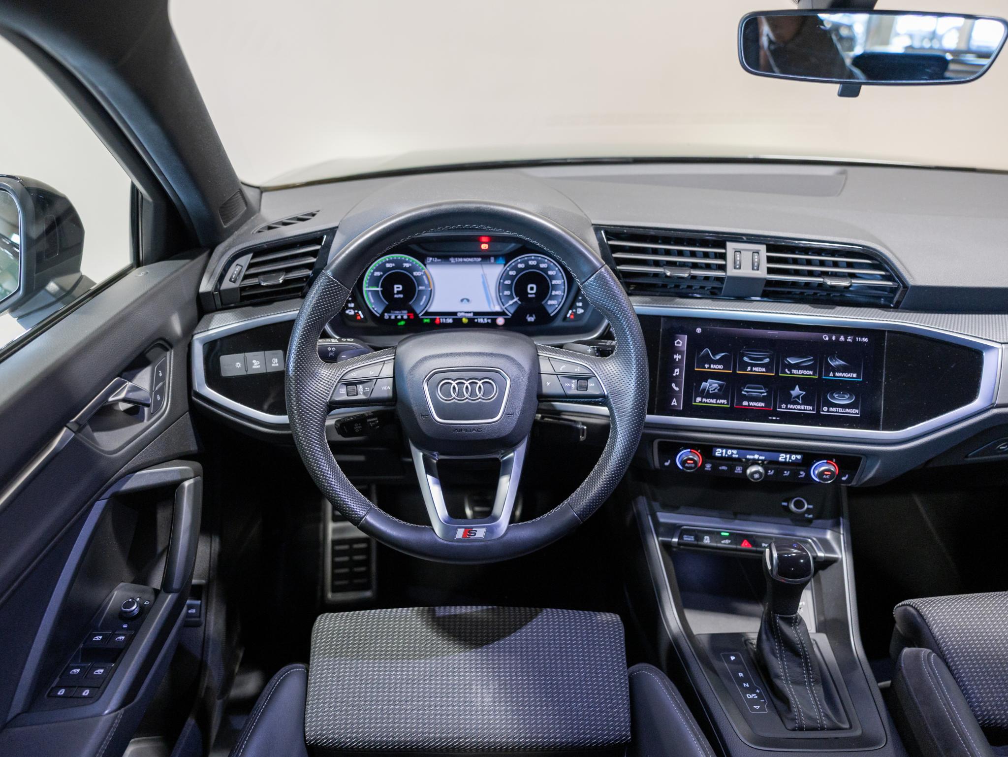 Foto van Audi Q3 Sportback E-tron