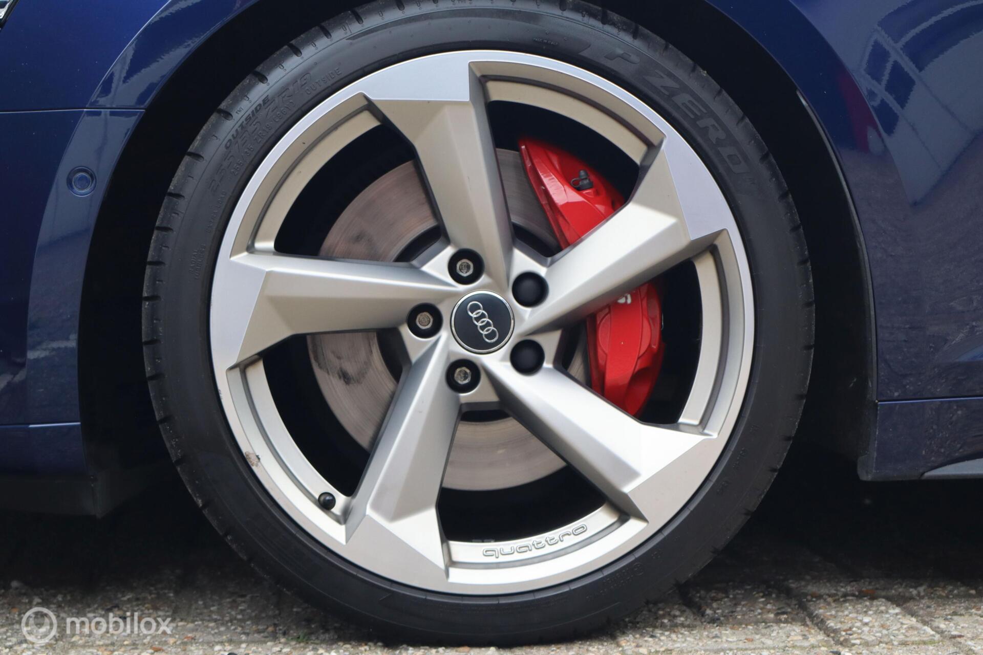 Foto van Audi S5 Sportback