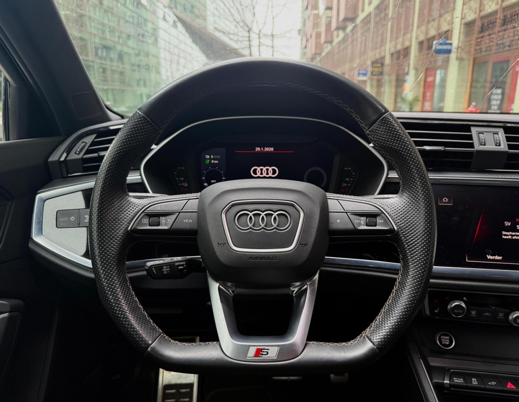 Foto van Audi Q3 Sportback E-tron