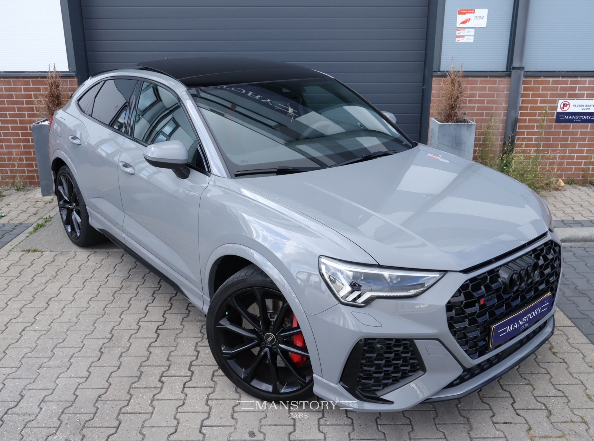 Foto van Audi RS Q3 Sportback