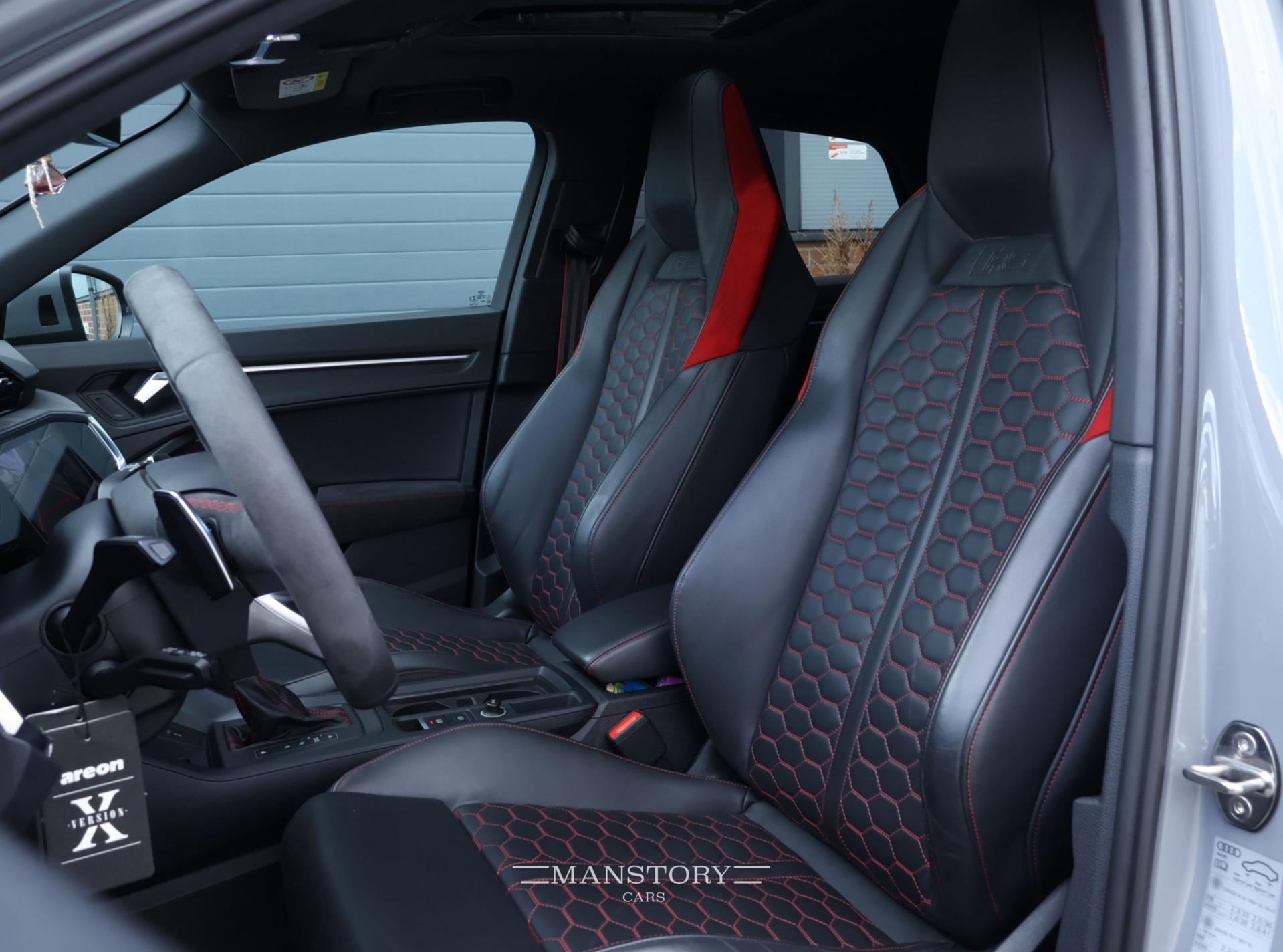 Foto van Audi RS Q3 Sportback