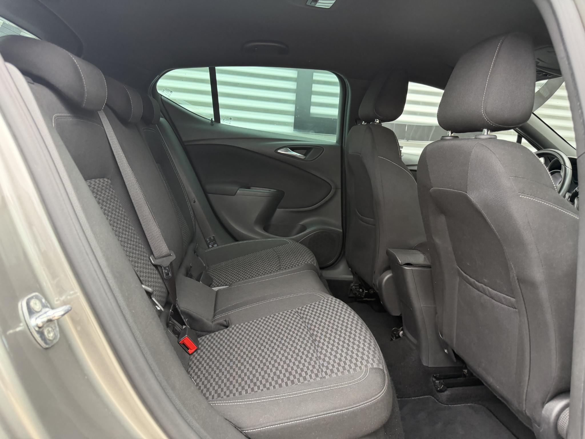 Foto van Opel Astra+