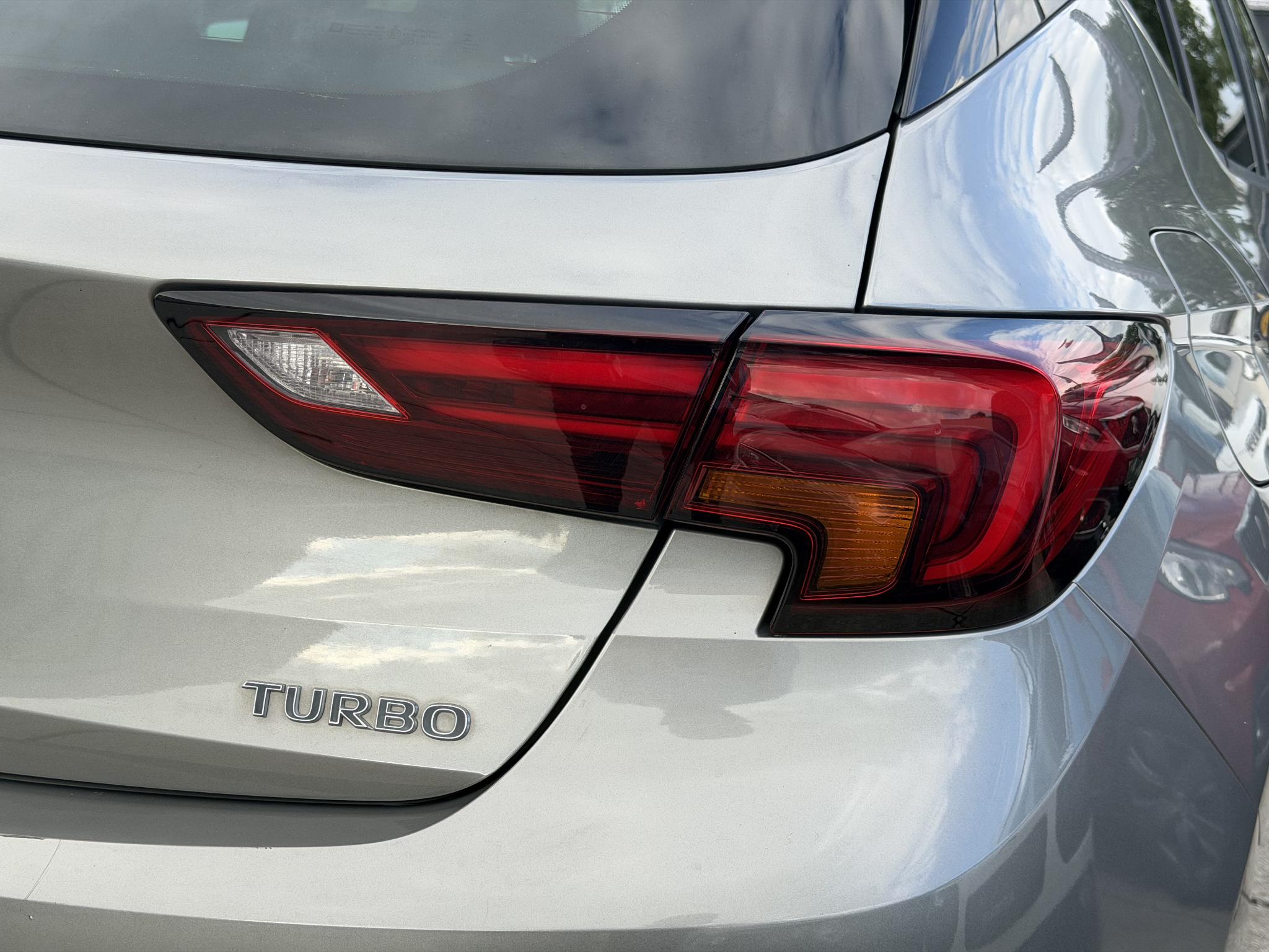 Foto van Opel Astra+