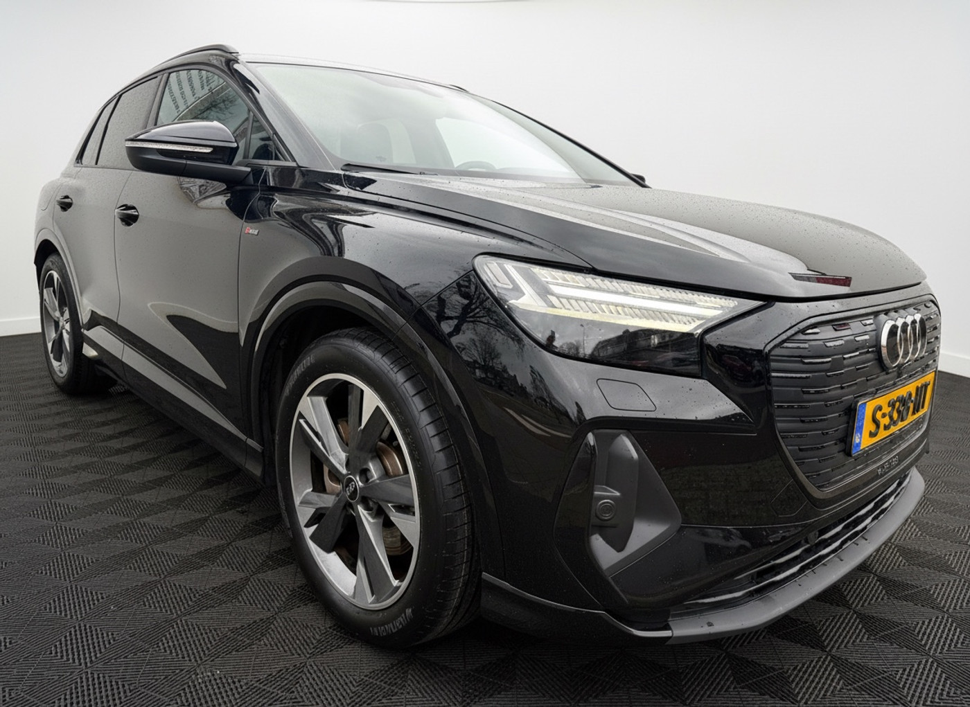 Foto van Audi Q4 40 E-tron