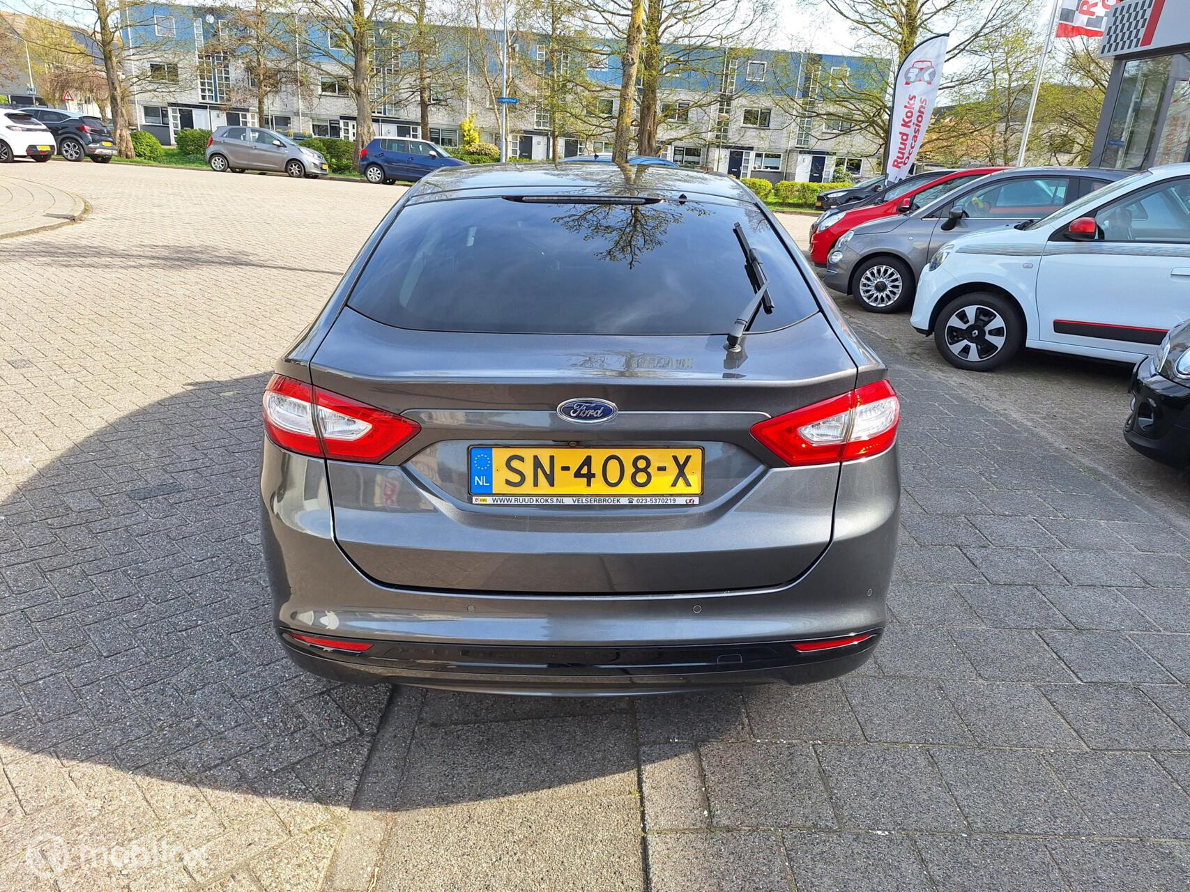 Foto van Ford Mondeo