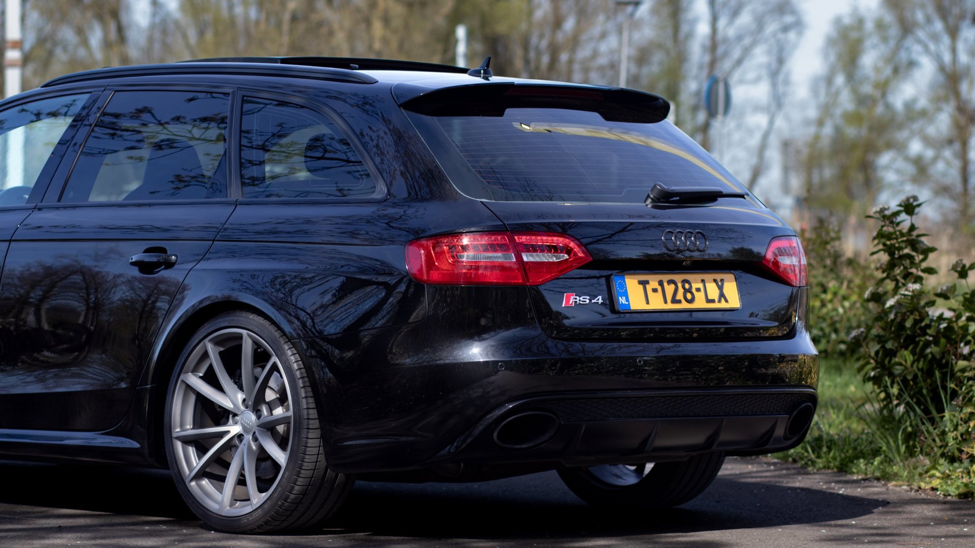 Foto van Audi RS 4 Avant