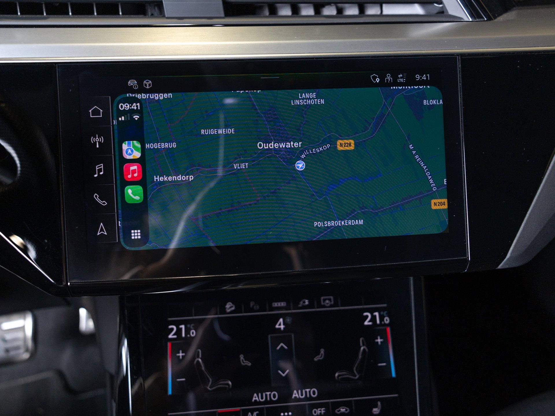 Foto van Audi Q8 Sportback 50 E-tron