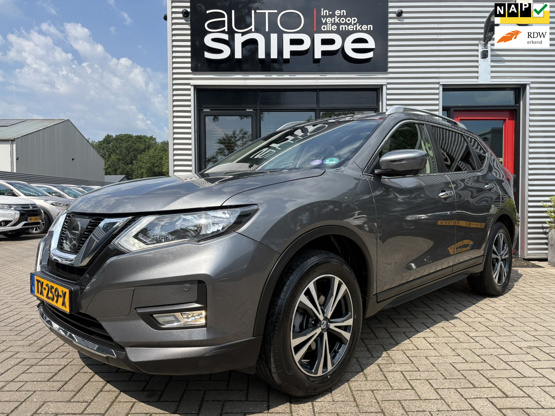 Nissan Nissan X-trail 1.6 DIG-T N-Connecta -TREKHAAK-1800 KG TREKGEWICHT-OPEN DAK-ELEK. ACHTERKLEP-LANE ASSIST-DEALER ONDERHOUDEN! 2018 - voorkant