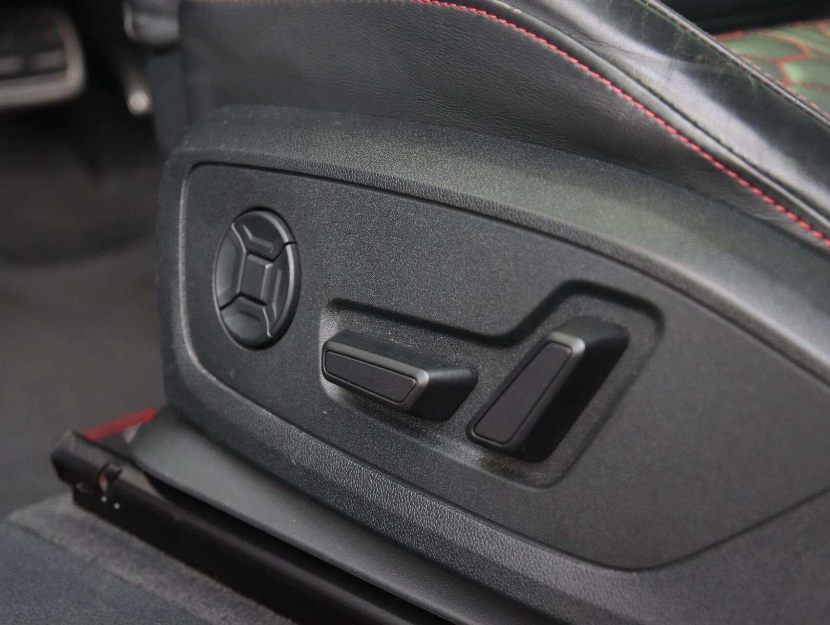 Foto van Audi RS Q3 Sportback