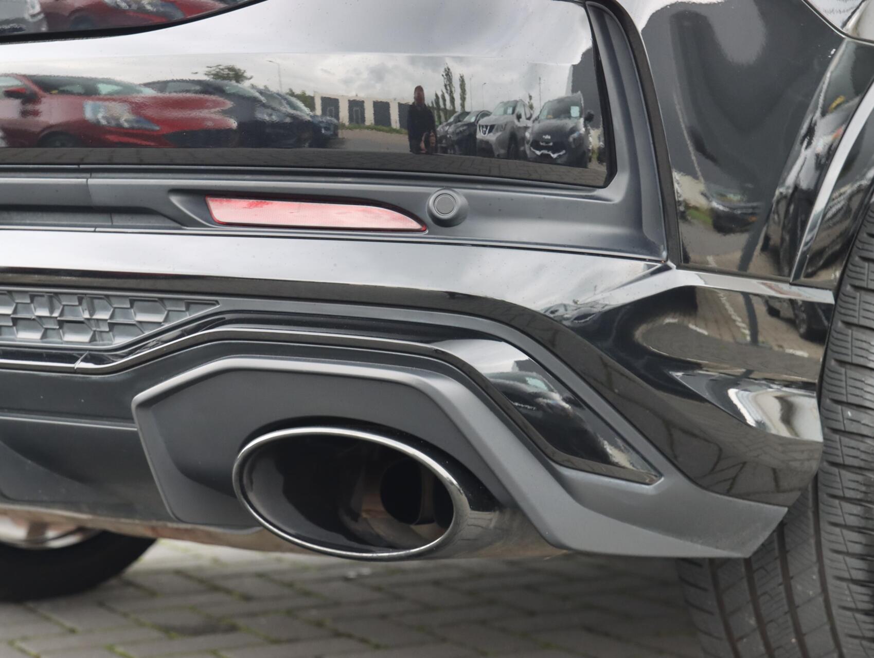 Foto van Audi RS Q3 Sportback