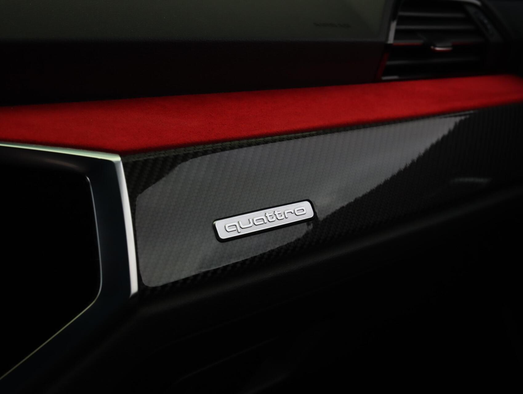 Foto van Audi RS Q3 Sportback