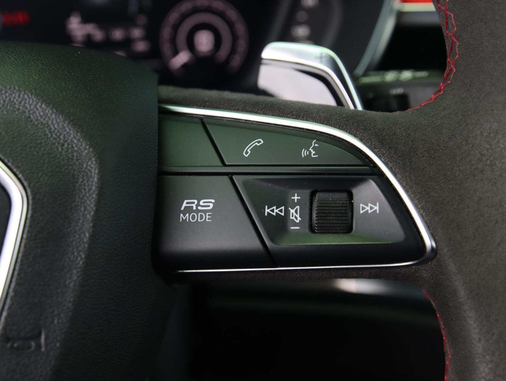 Foto van Audi RS Q3 Sportback