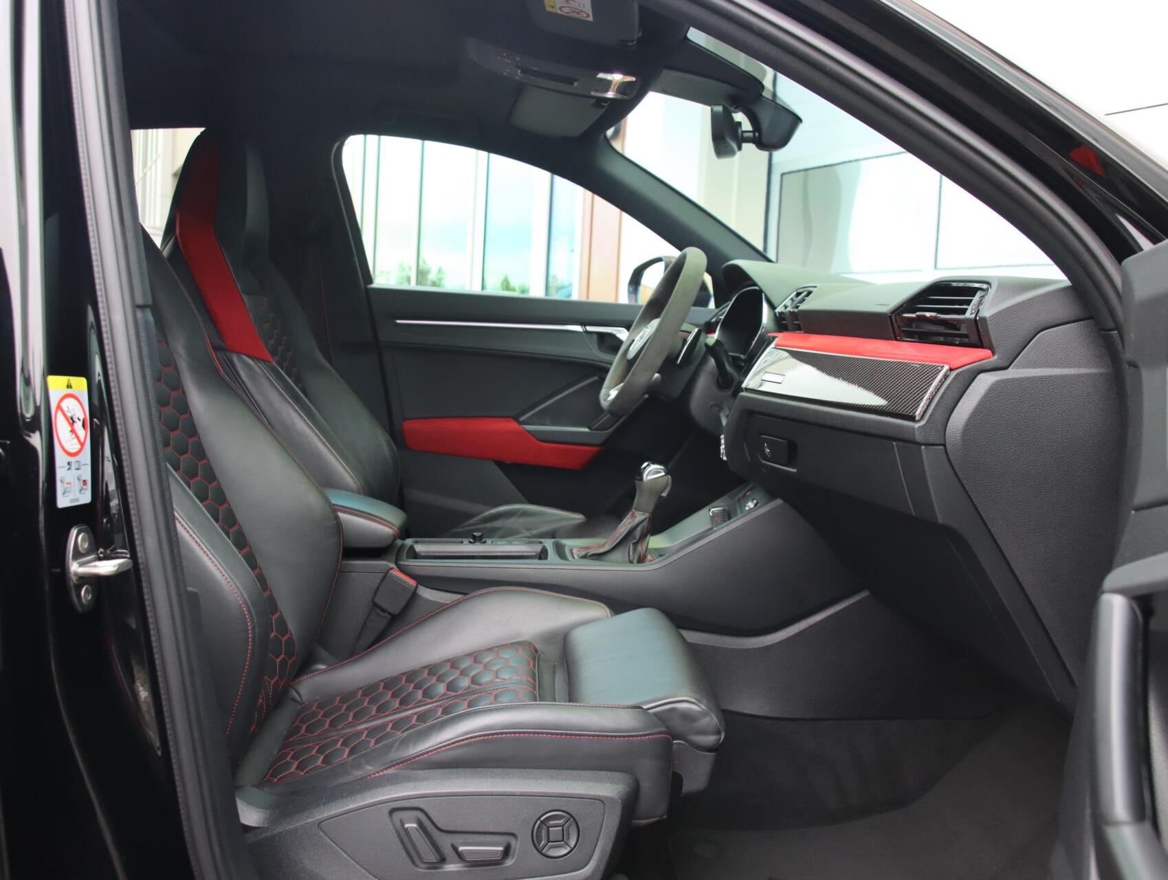 Foto van Audi RS Q3 Sportback