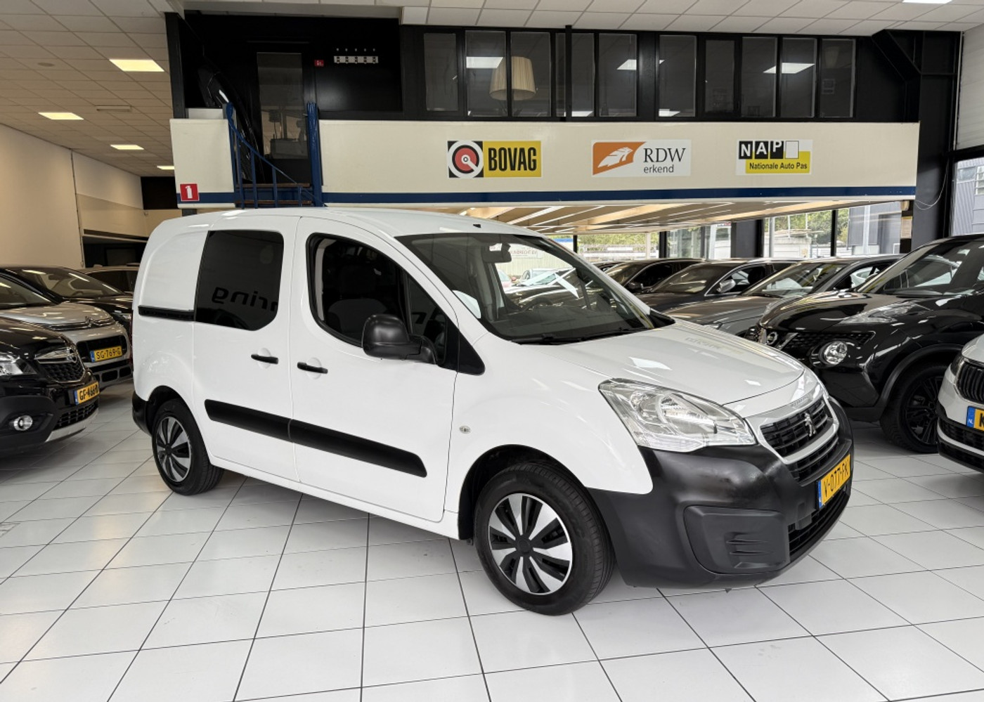 Foto van Peugeot Partner