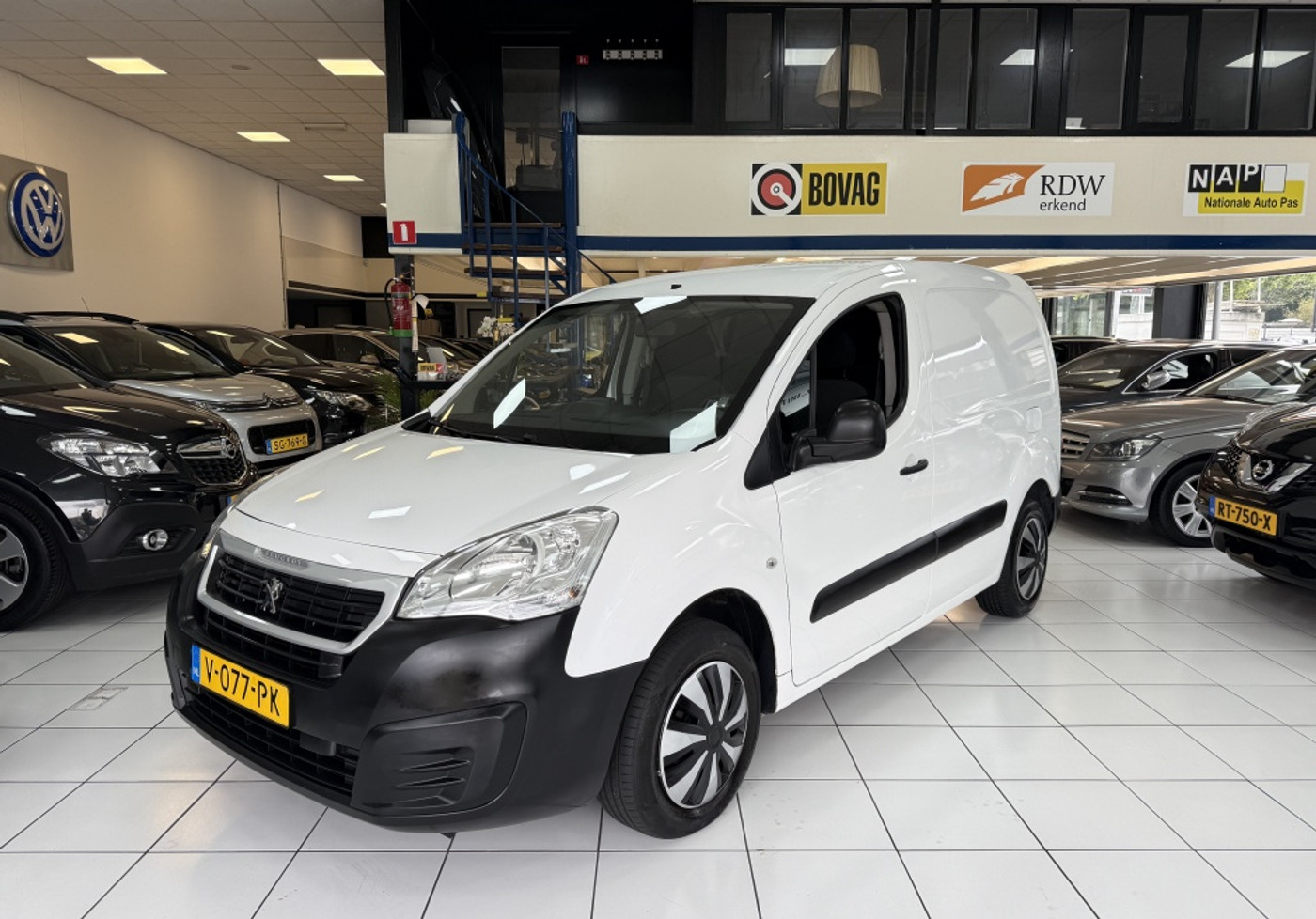 Foto van Peugeot Partner