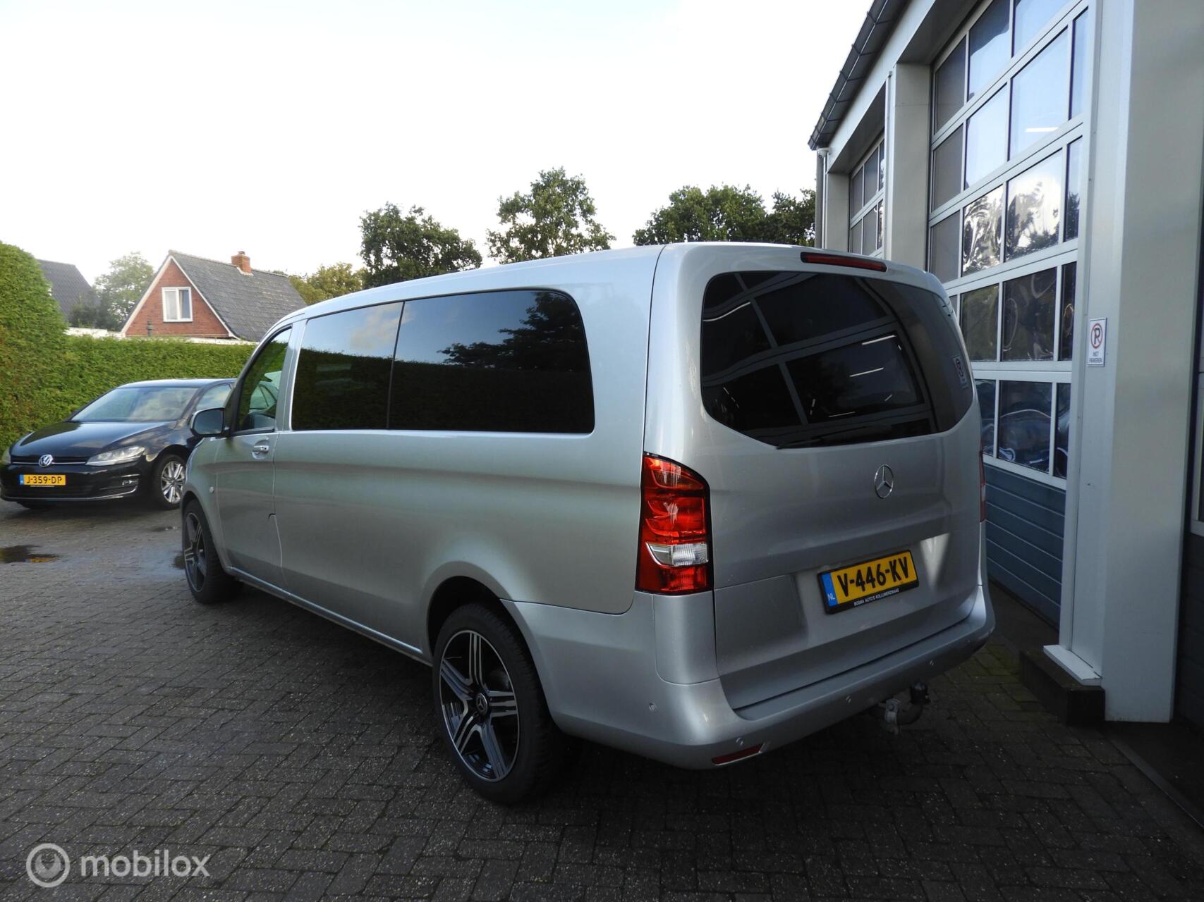 Foto van Mercedes-Benz Vito Tourer