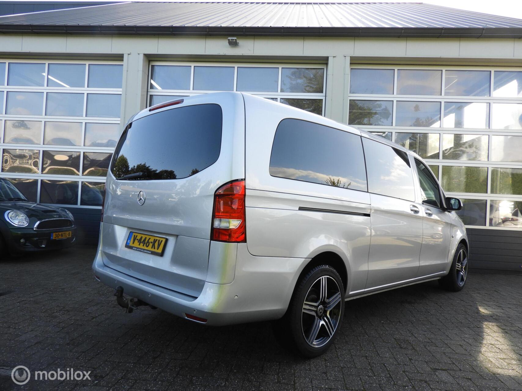Foto van Mercedes-Benz Vito Tourer