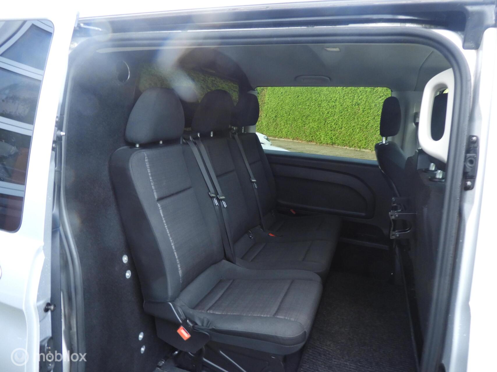Foto van Mercedes-Benz Vito Tourer