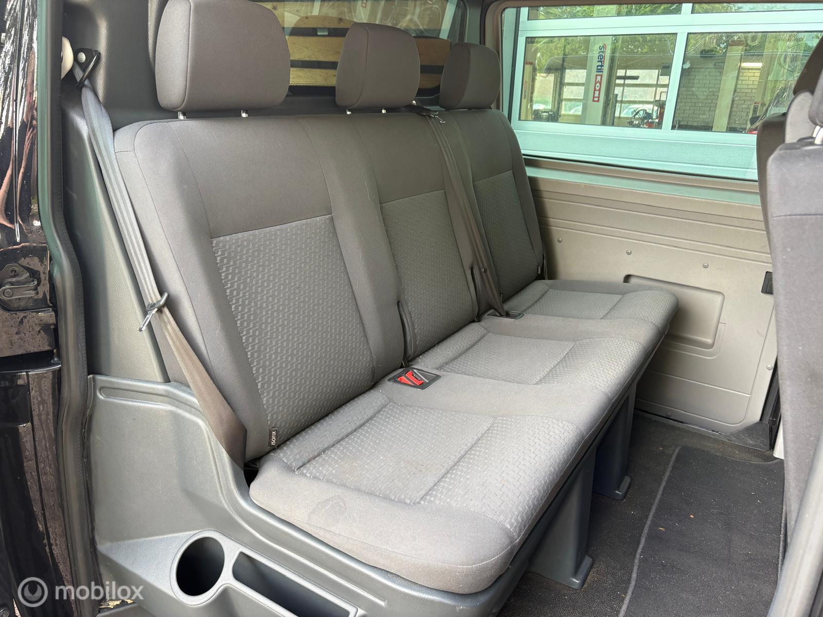 Foto van Volkswagen Transporter Doublecab