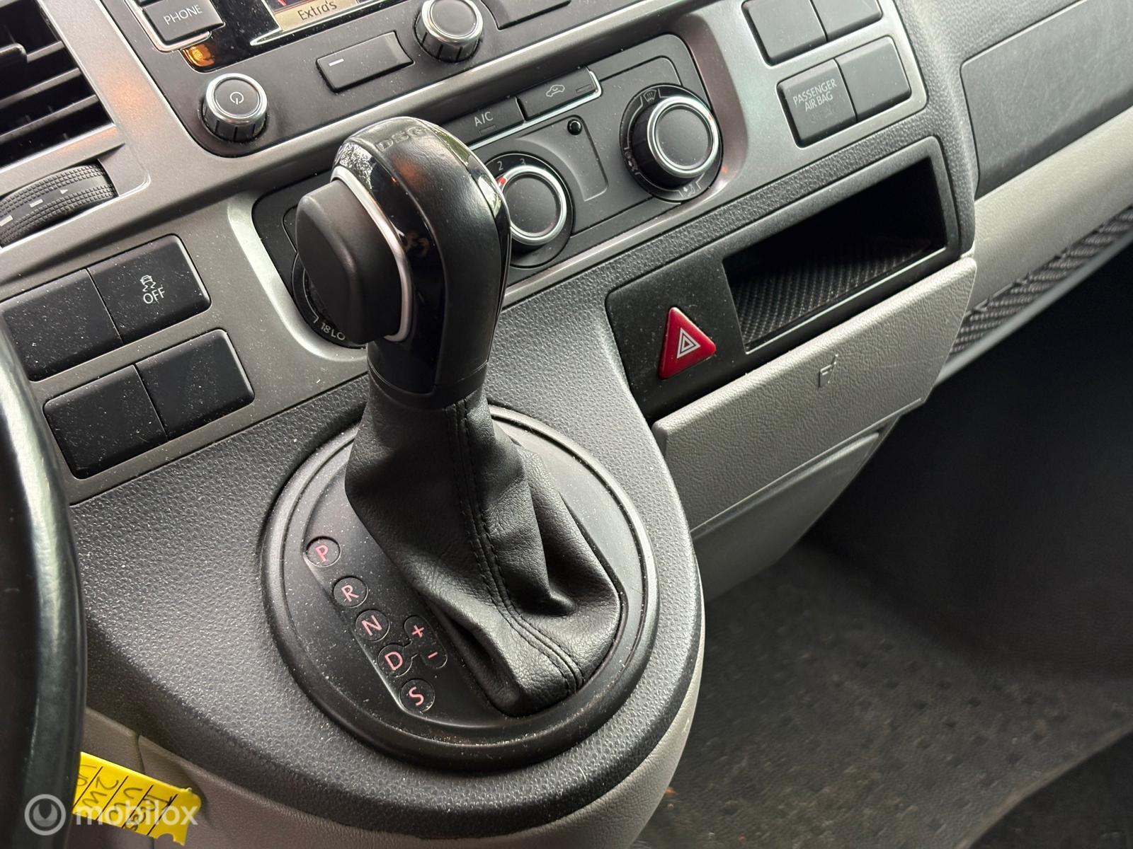 Foto van Volkswagen Transporter Doublecab