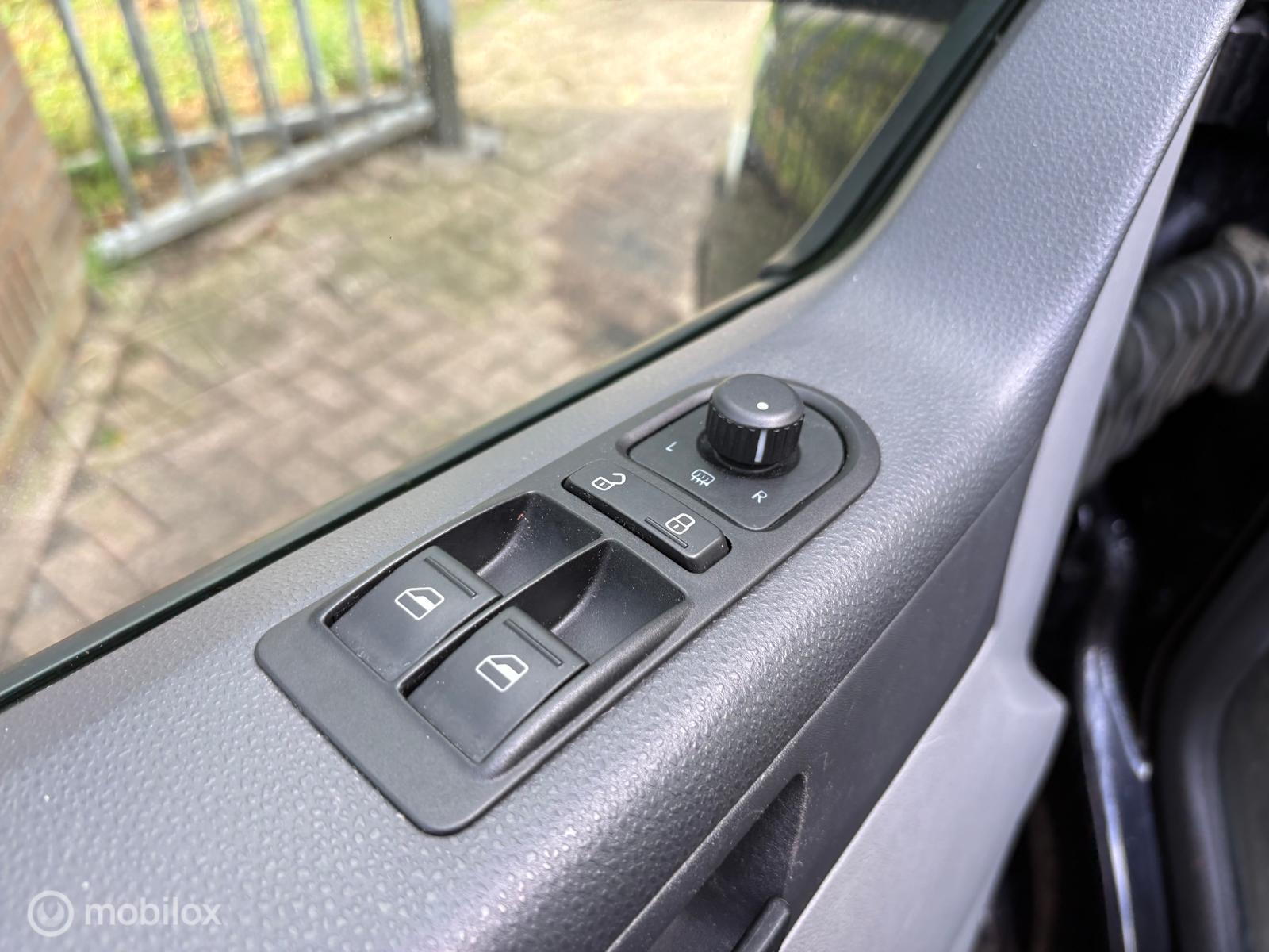 Foto van Volkswagen Transporter Doublecab