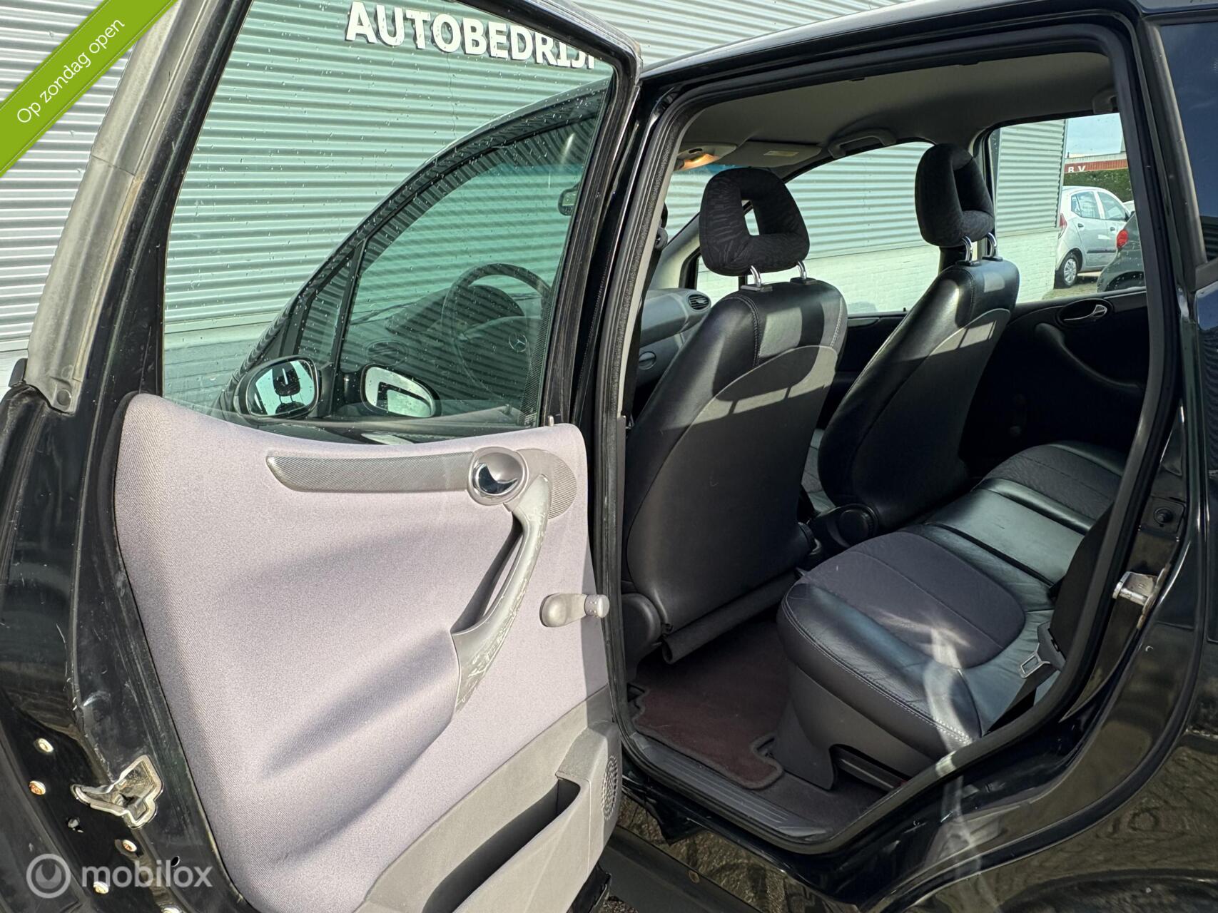 Foto van Mercedes-Benz A 160
