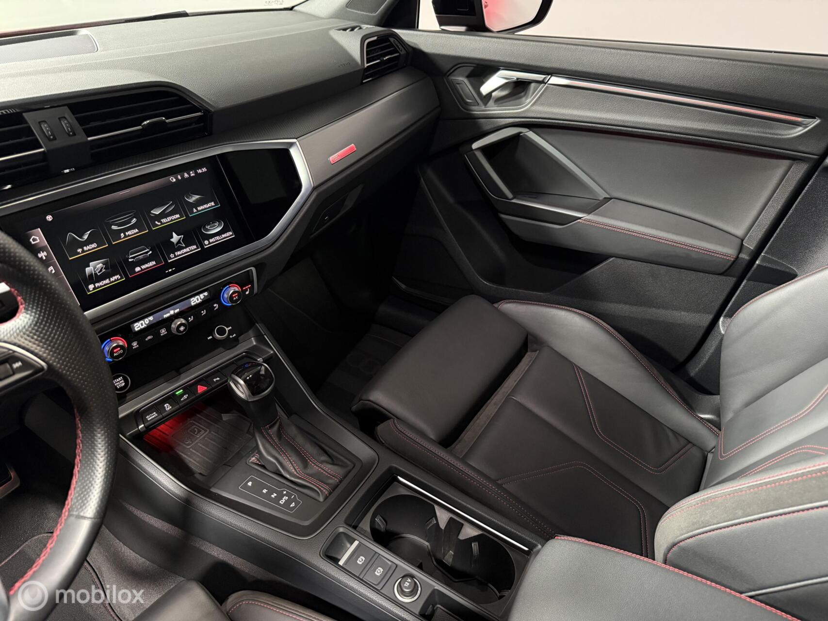 Foto van Audi Q3 Sportback E-tron