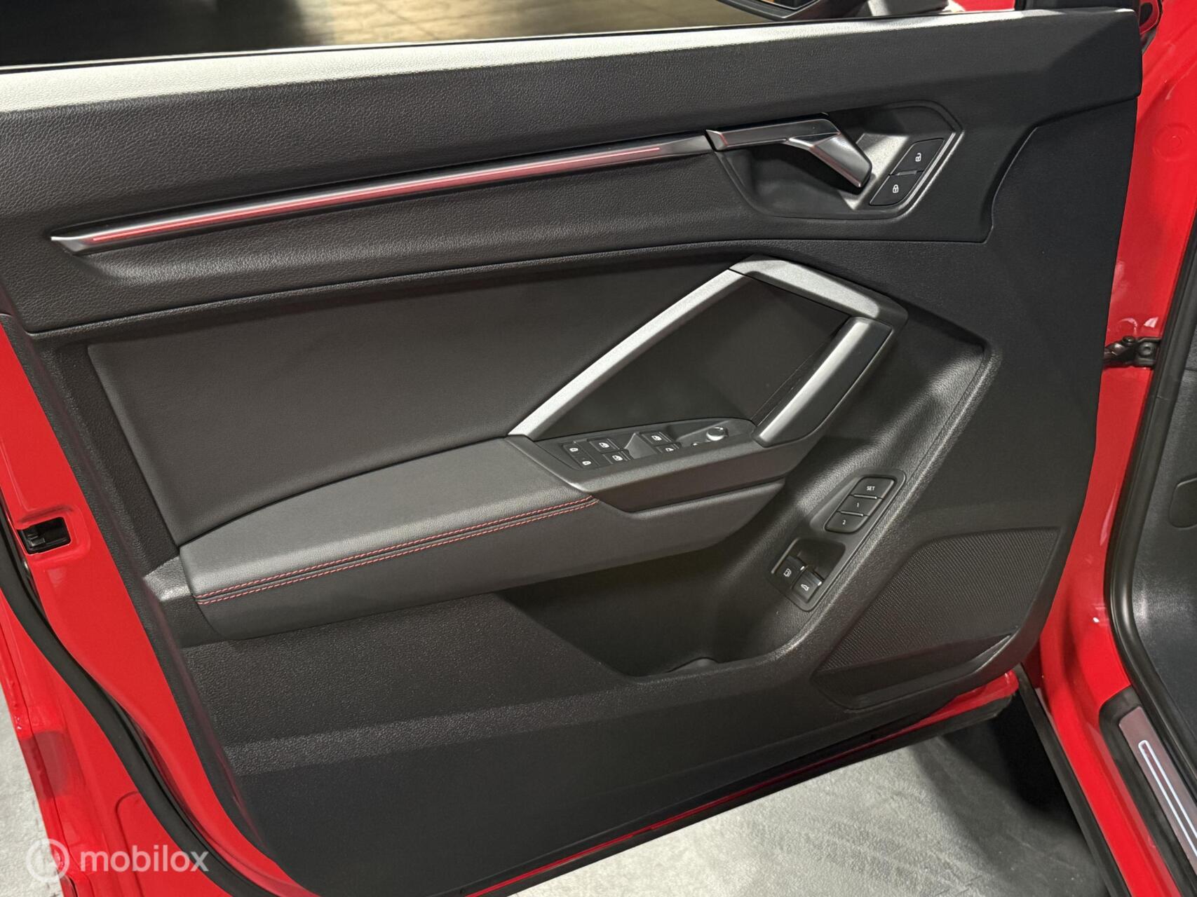 Foto van Audi Q3 Sportback E-tron