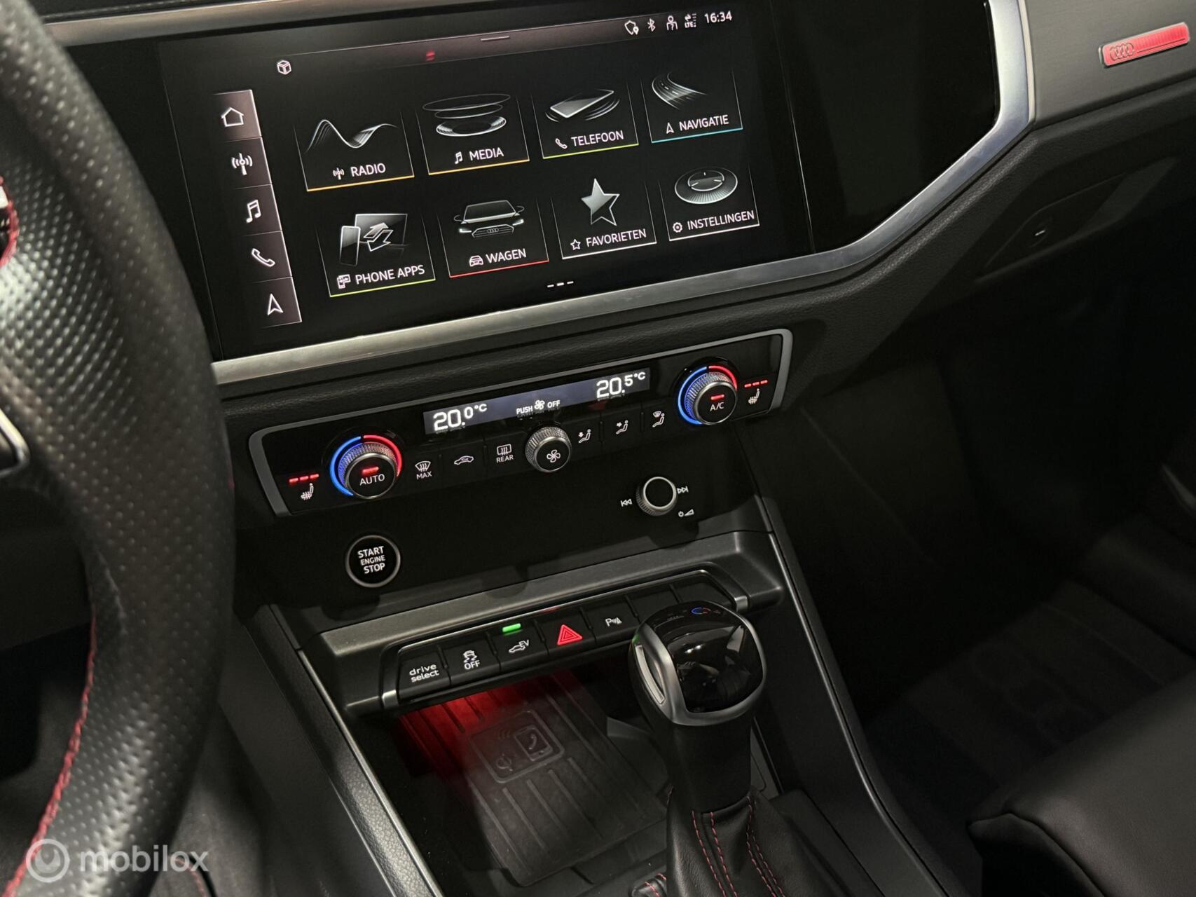 Foto van Audi Q3 Sportback E-tron