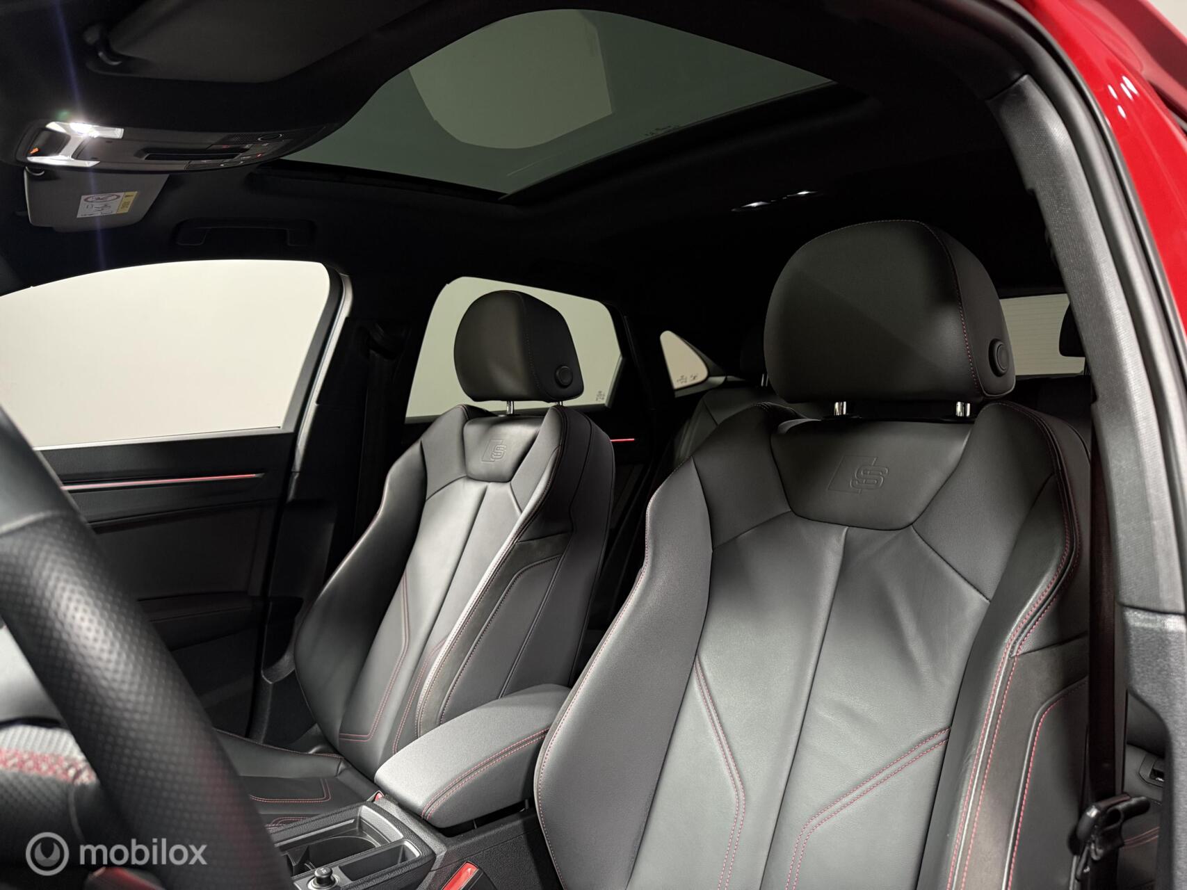 Foto van Audi Q3 Sportback E-tron