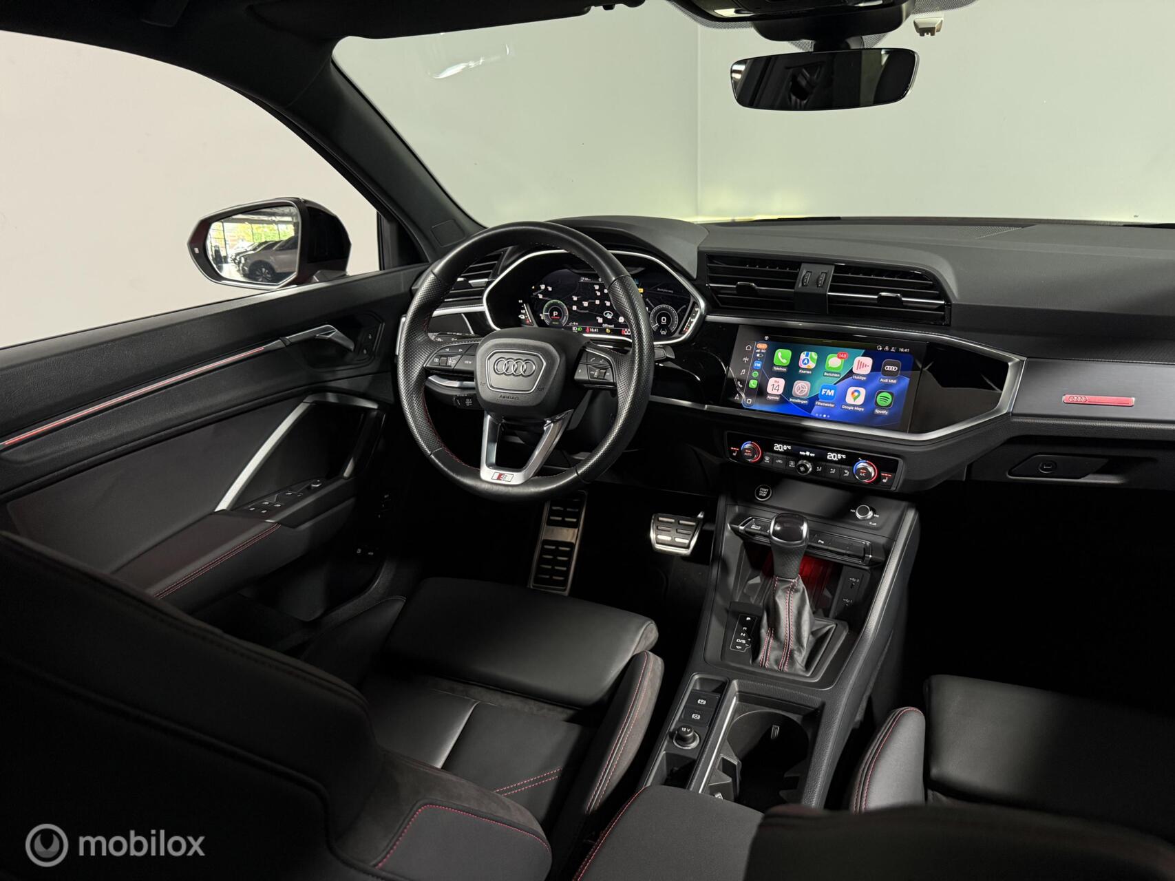 Foto van Audi Q3 Sportback E-tron