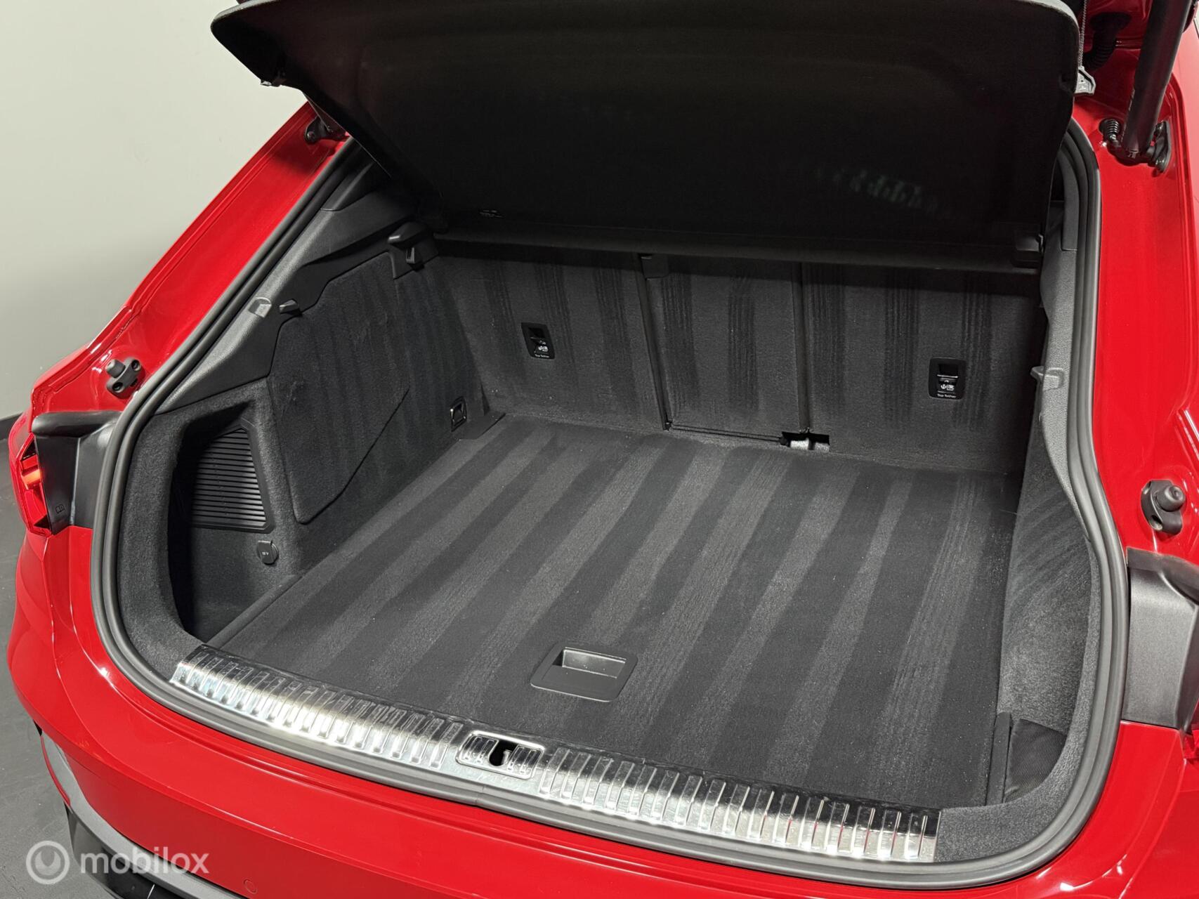 Foto van Audi Q3 Sportback E-tron