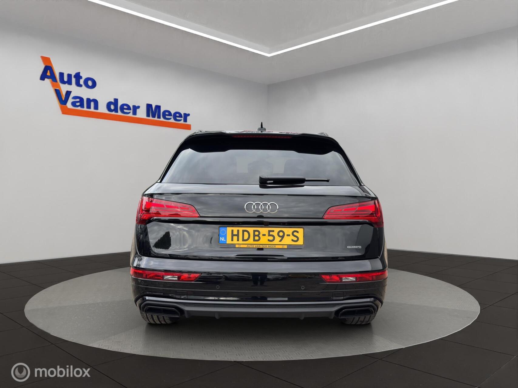 Foto van Audi Q5 55 TFSI E