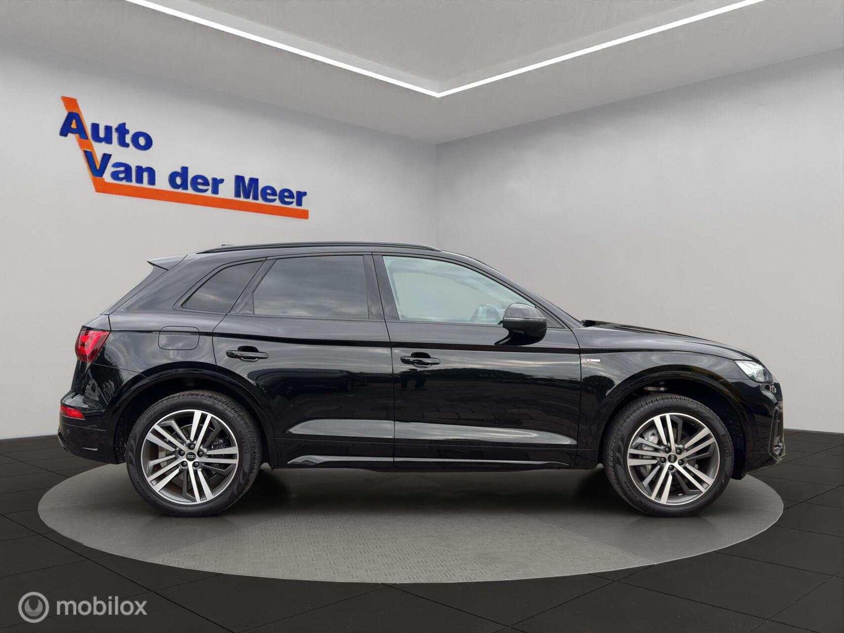 Foto van Audi Q5 55 TFSI E