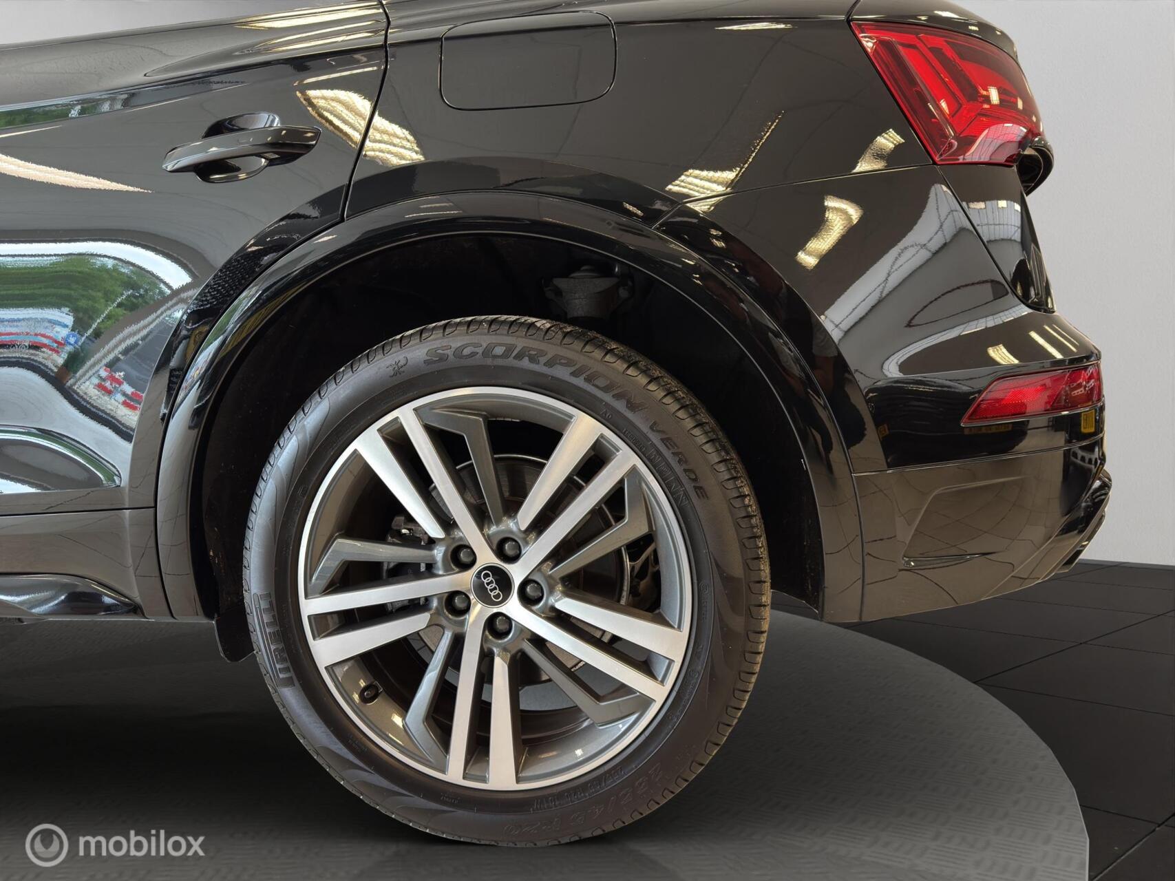 Foto van Audi Q5 55 TFSI E