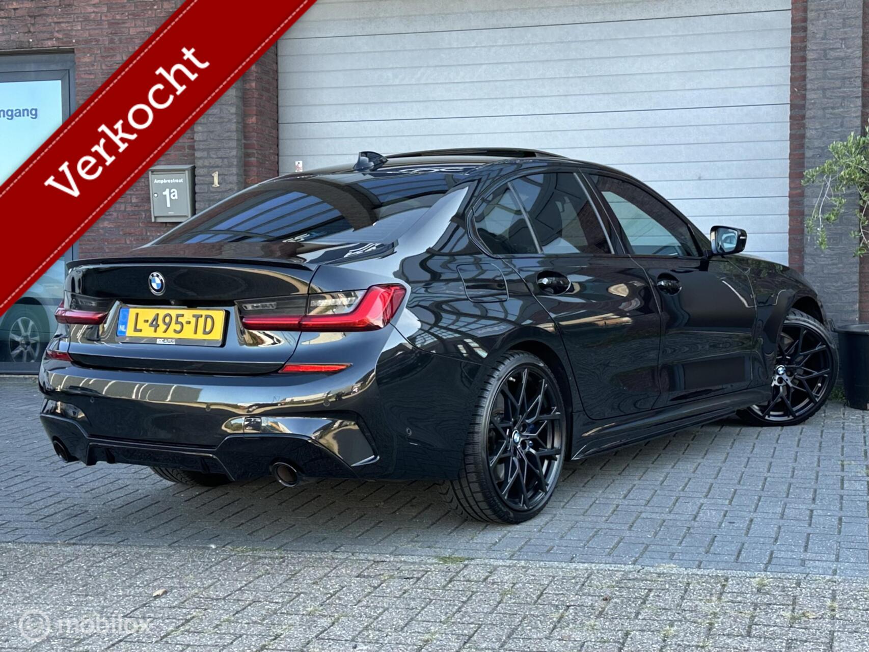 Foto van BMW 330i
