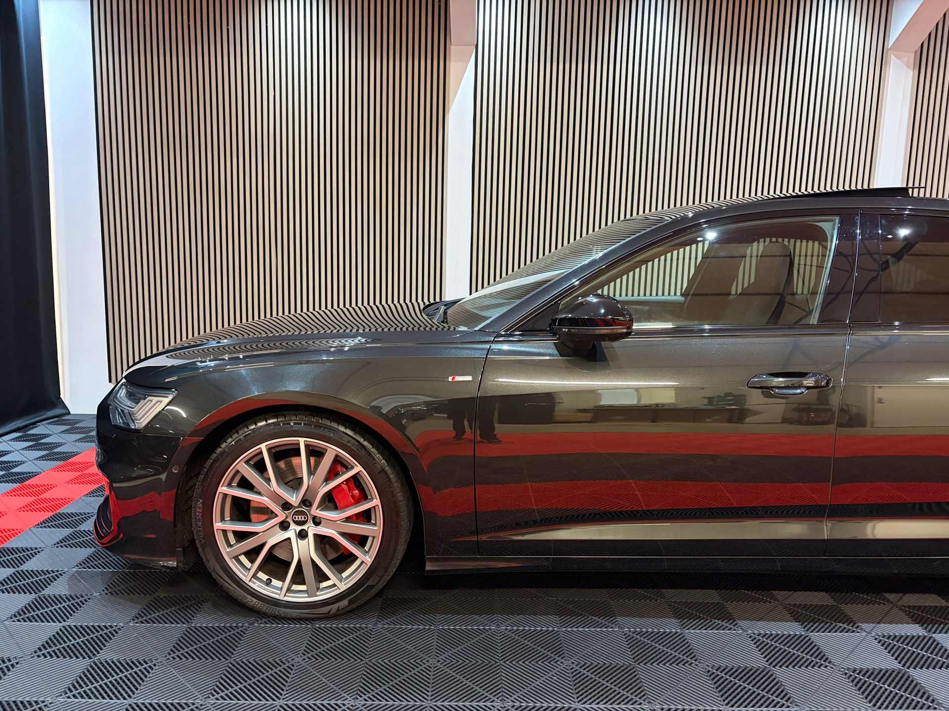 Foto van Audi A6 55 TFSI E