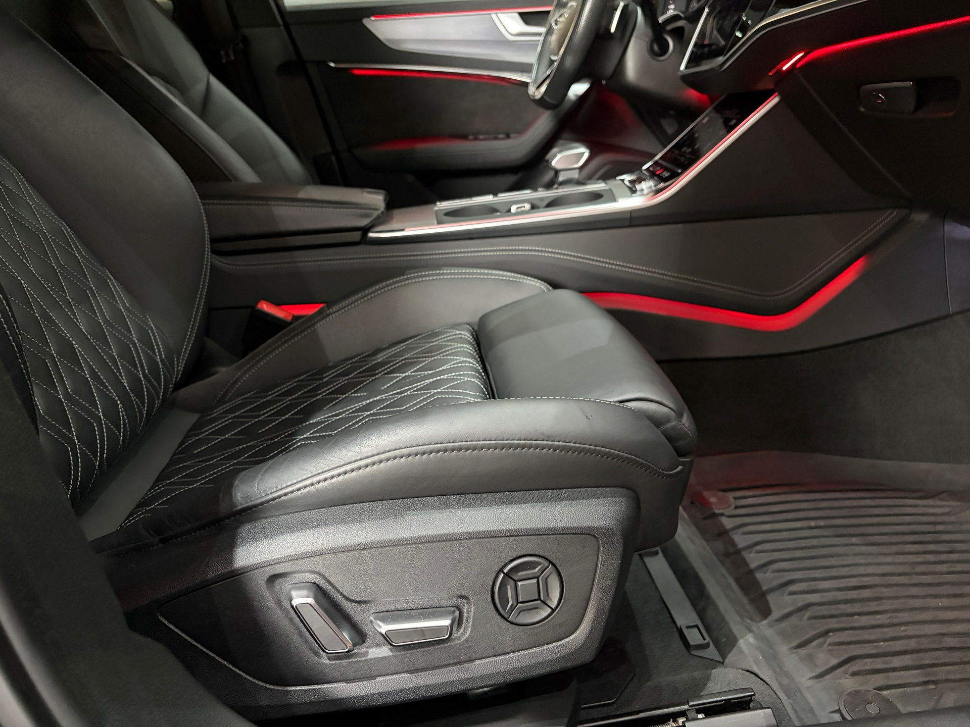 Foto van Audi A6 55 TFSI E