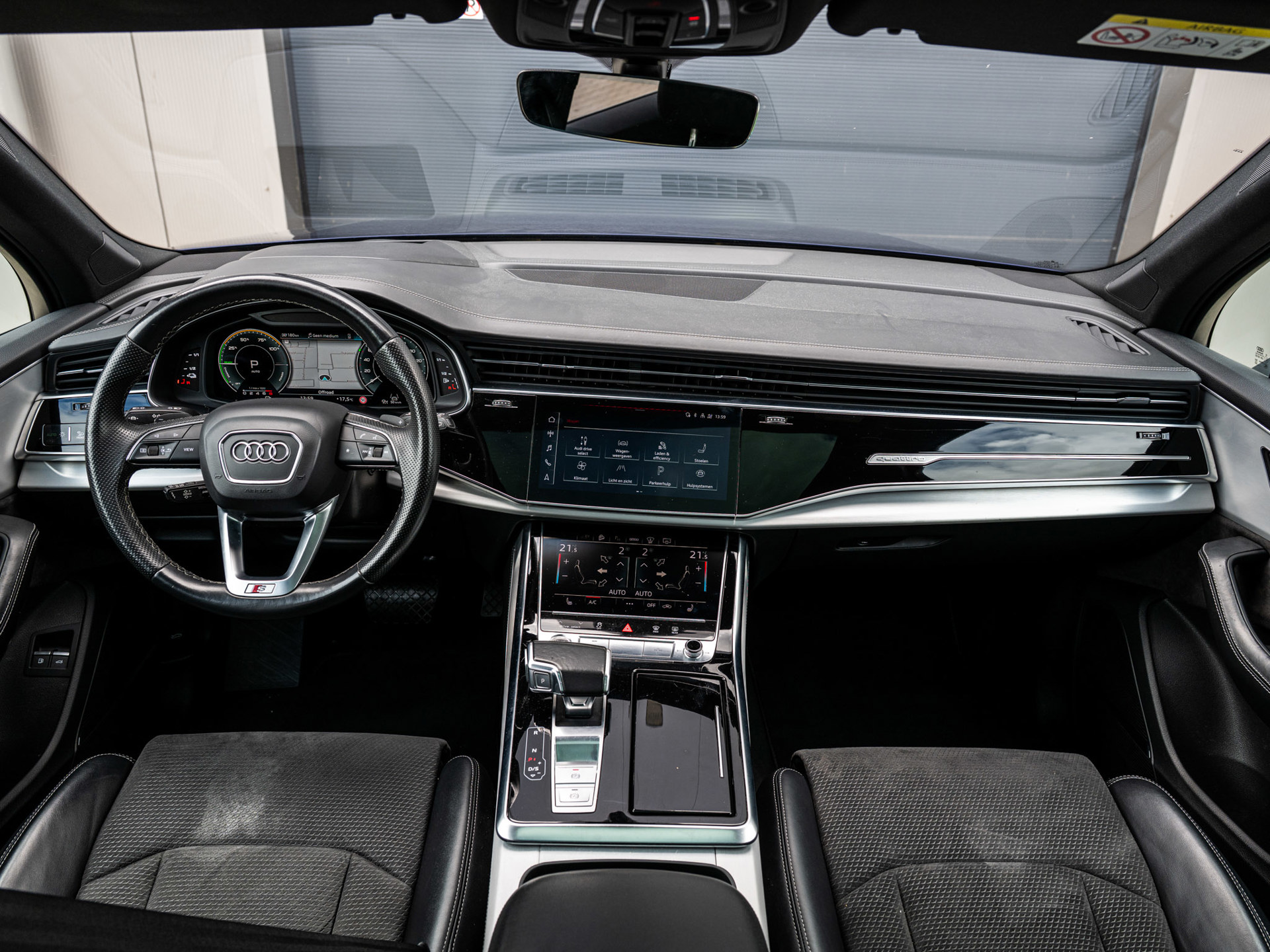 Foto van Audi Q7 55 TFSI E