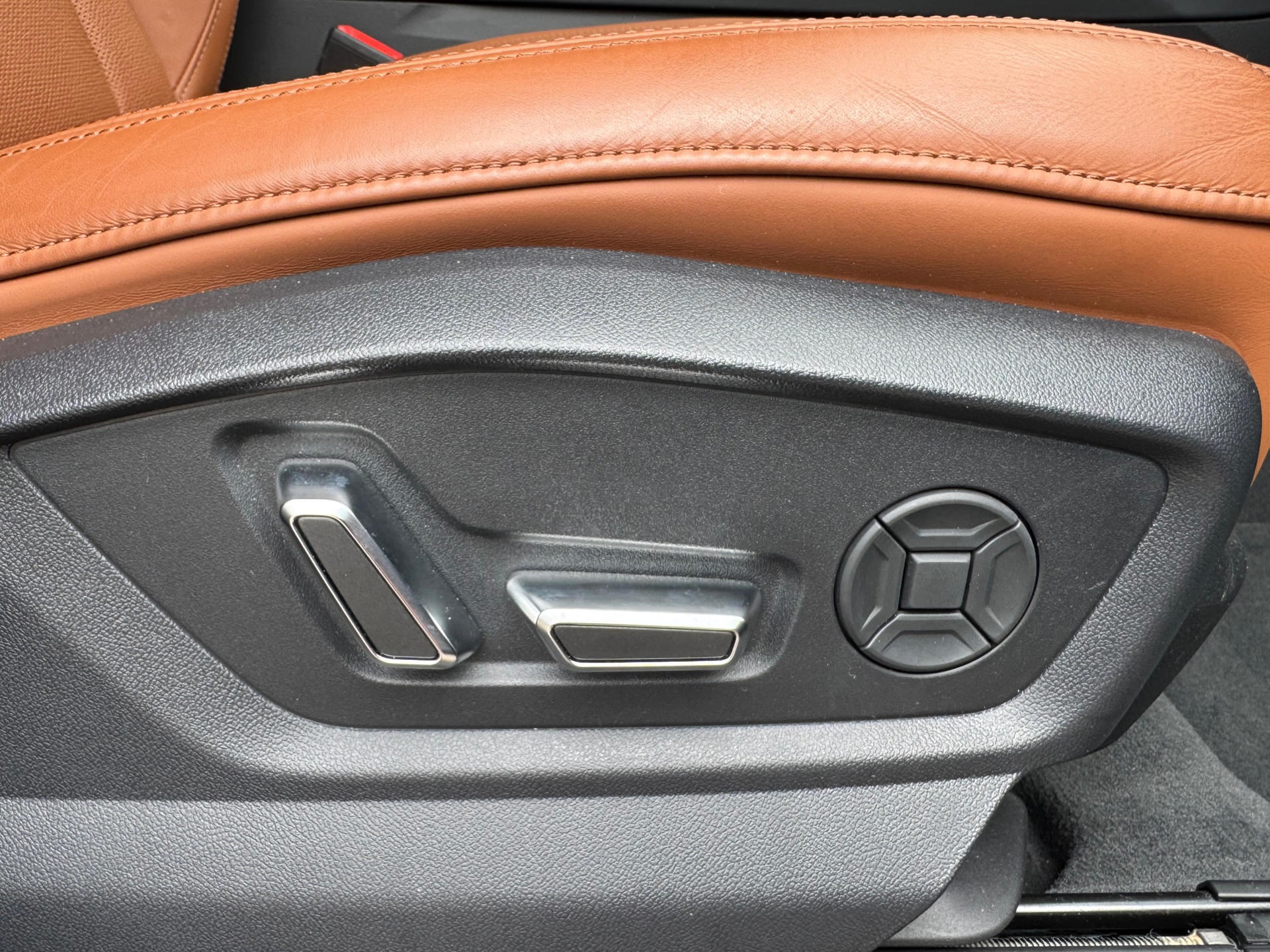 Foto van Audi Q8 55 TFSI E