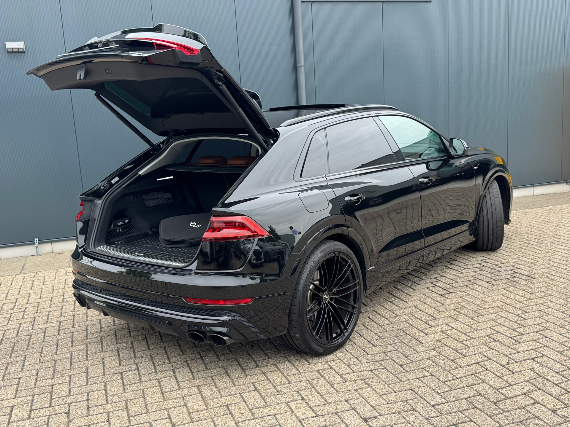 Foto van Audi Q8 55 TFSI E