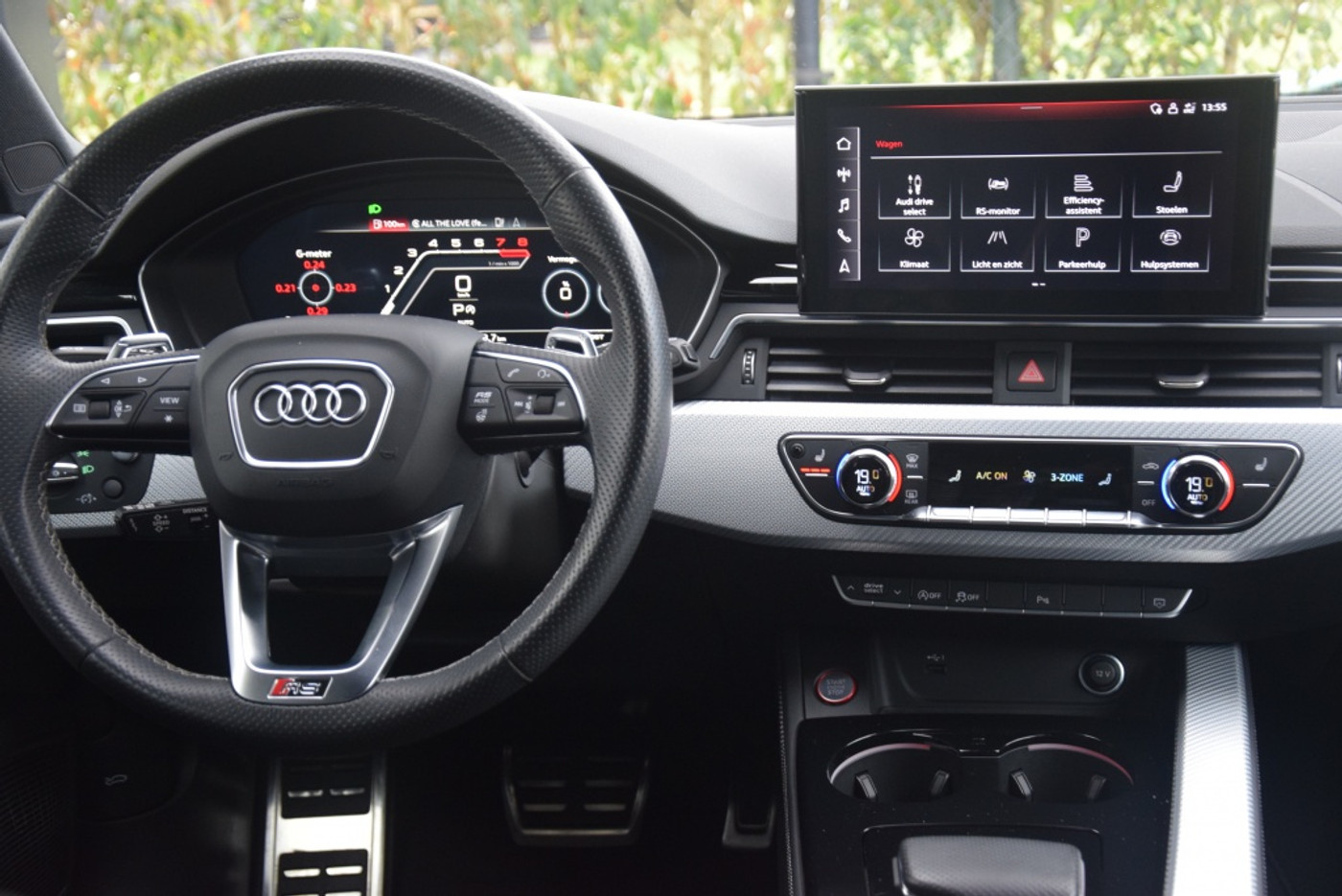 Foto van Audi RS 4 Avant
