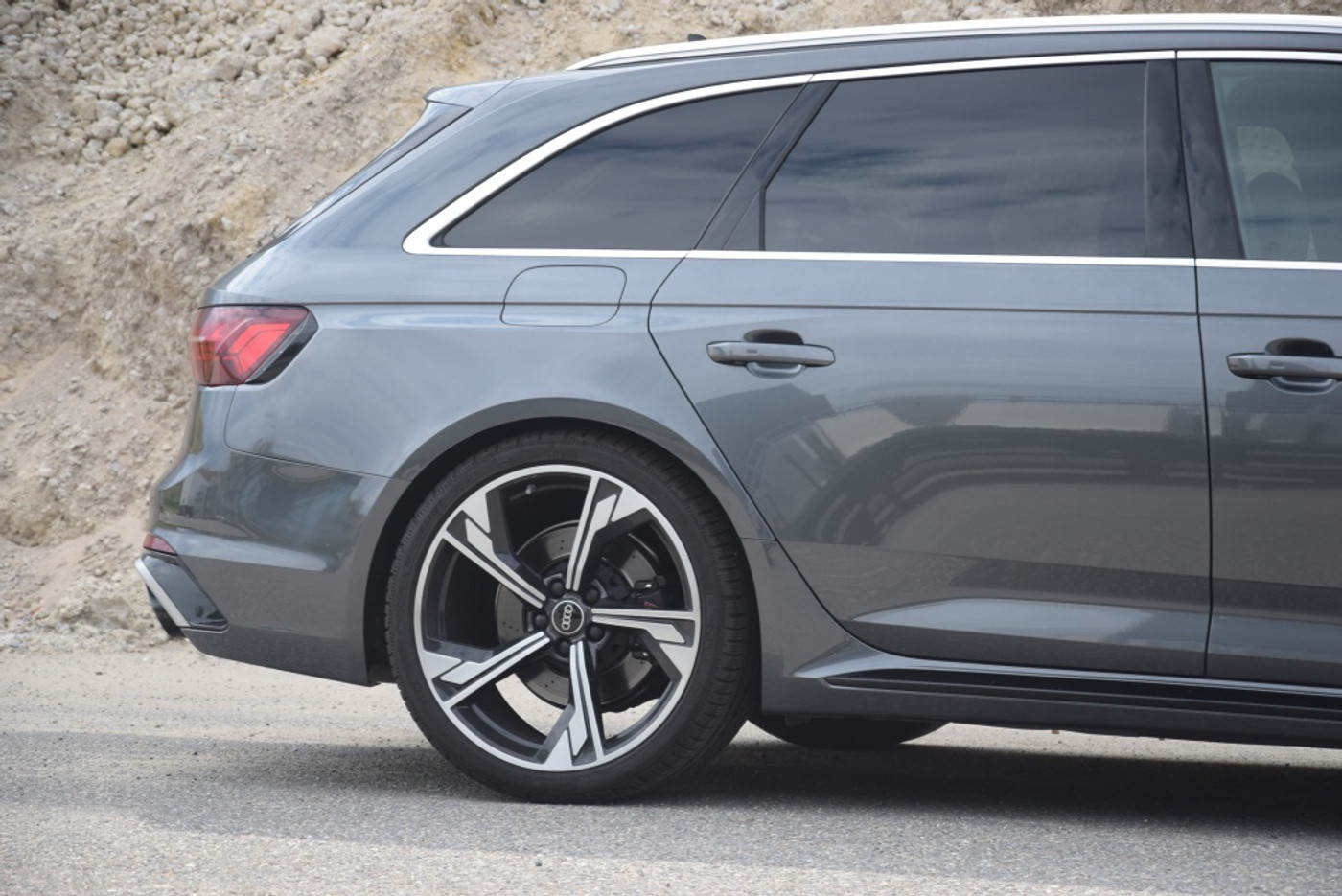 Foto van Audi RS 4 Avant