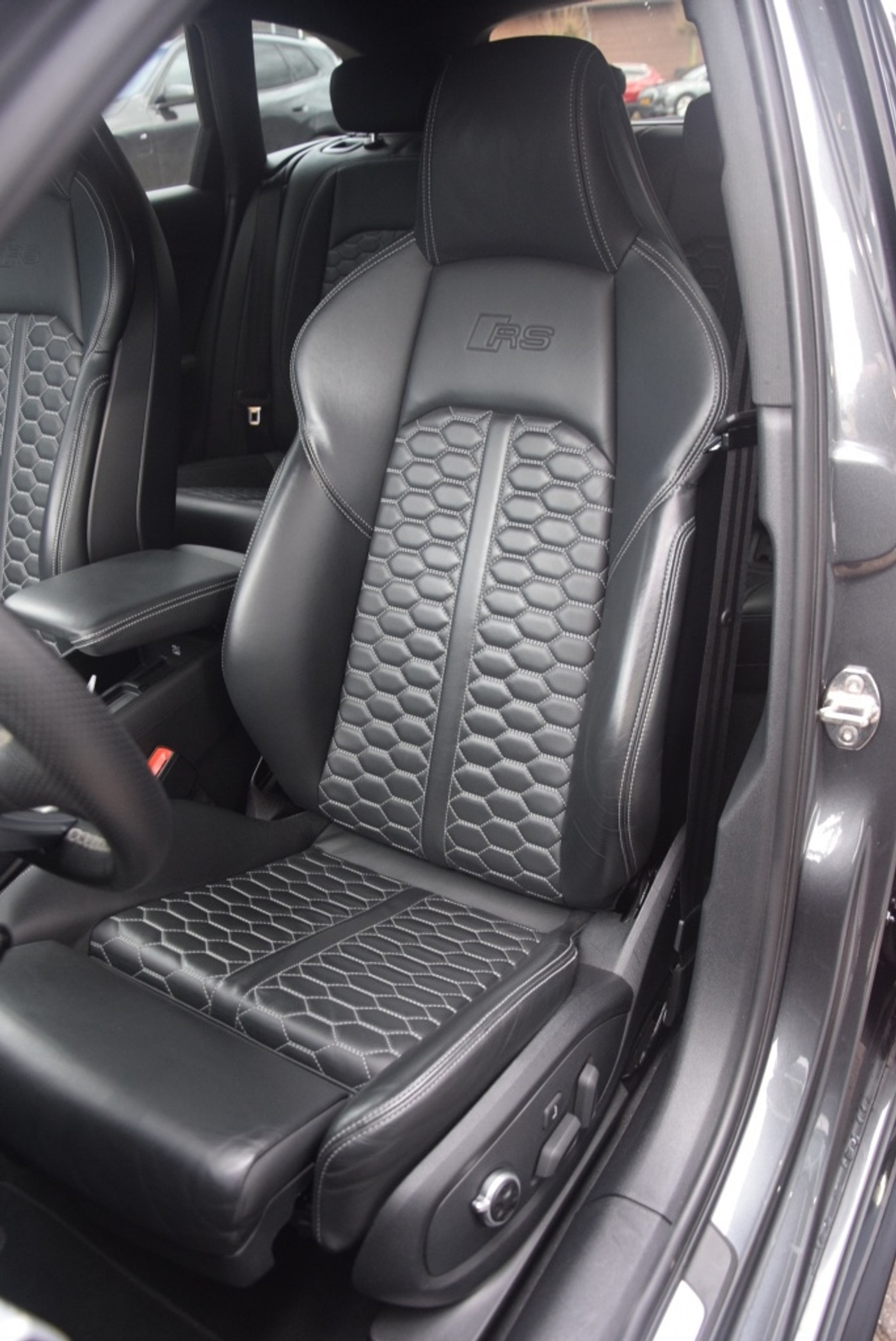Foto van Audi RS 4 Avant