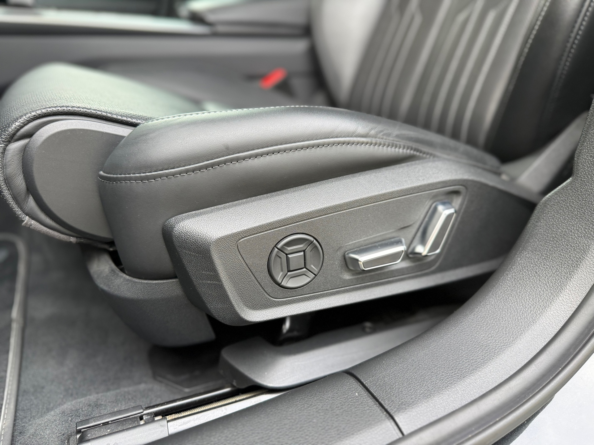 Foto van Audi A6 Avant 55 TFSI E