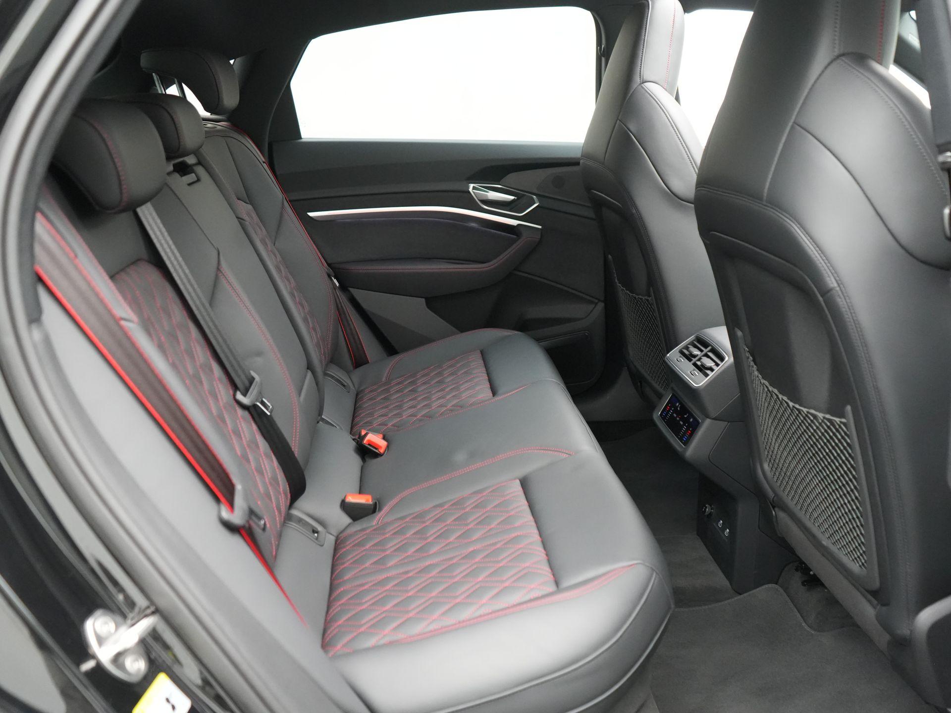 Foto van Audi Sq8 Sportback E-tron