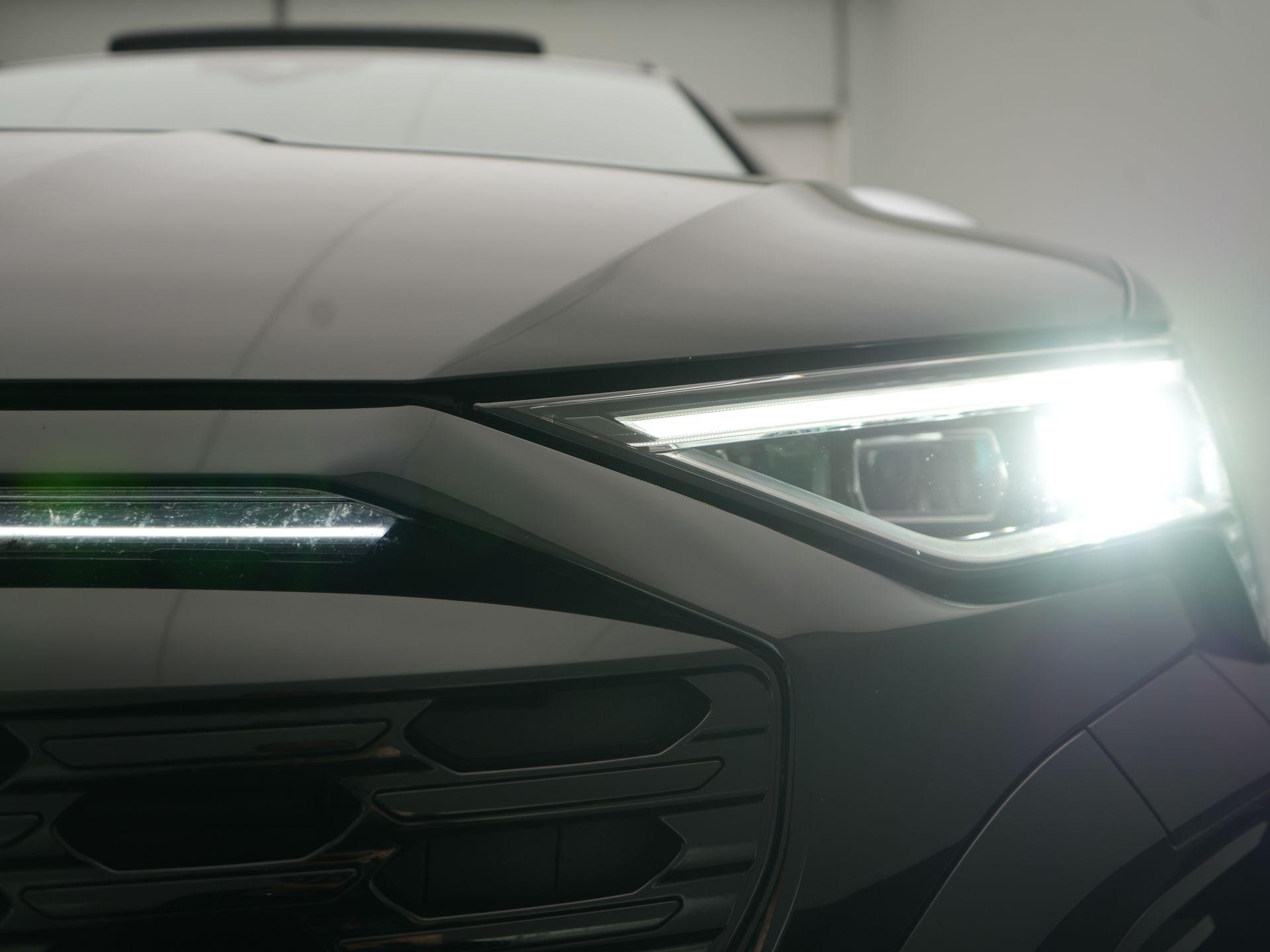 Foto van Audi Sq8 Sportback E-tron