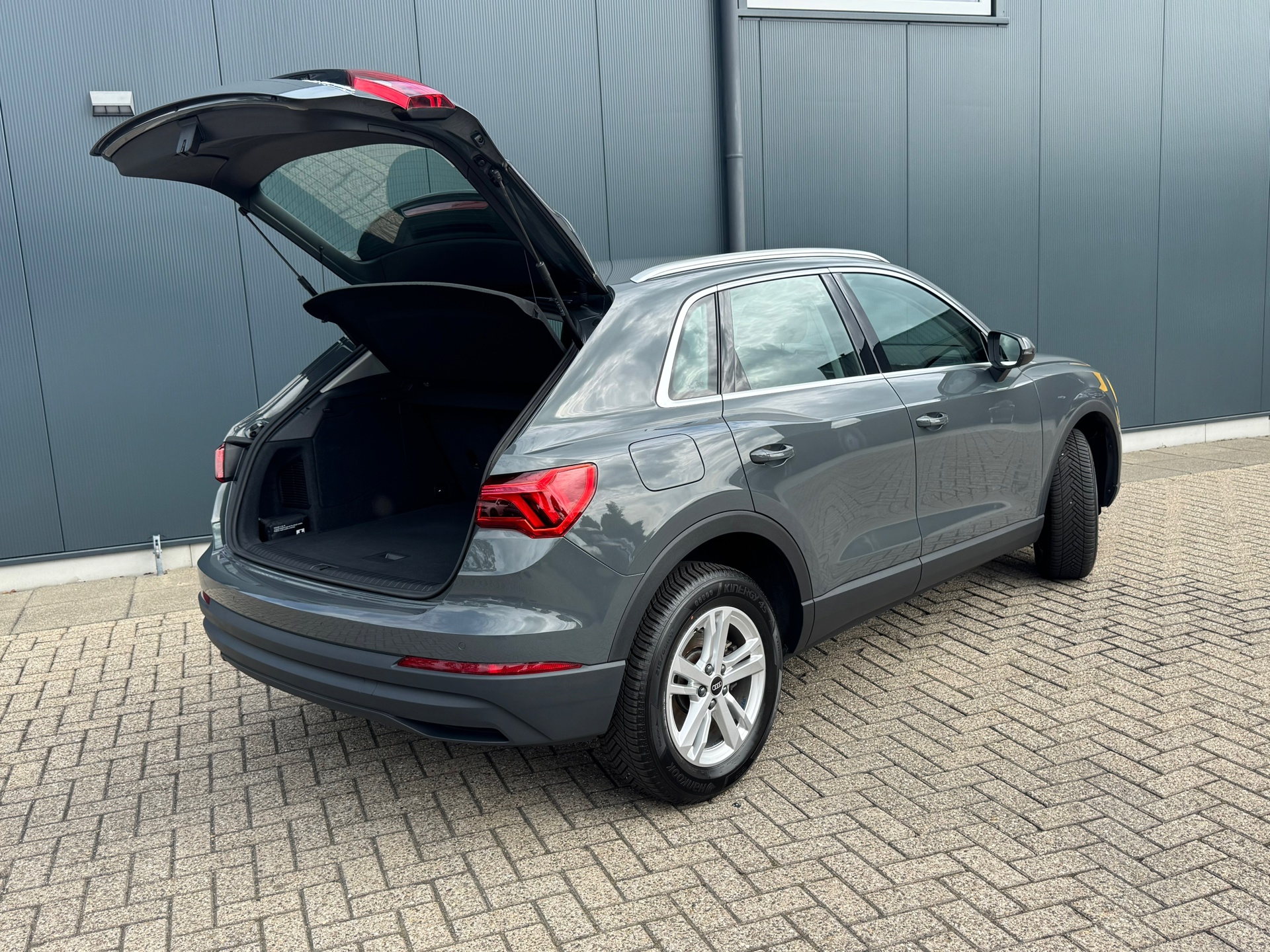 Foto van Audi Q3 E-tron