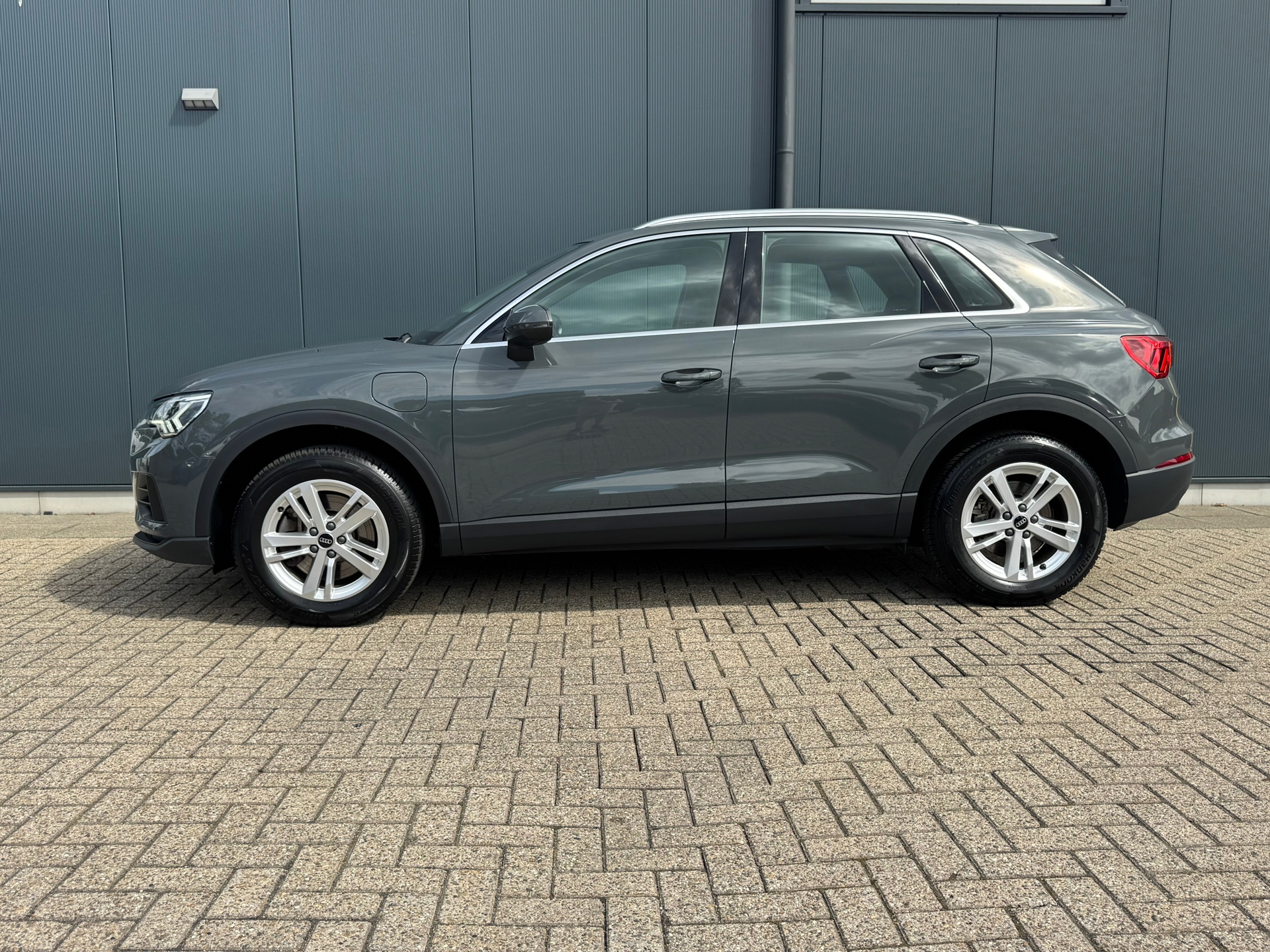 Foto van Audi Q3 E-tron